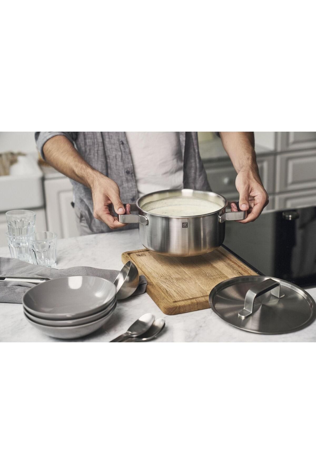 ZWILLING-Pure Cw 5-Piece Gray Metallic Cookware and Pans Set - 18/10 Stainless Steel 2