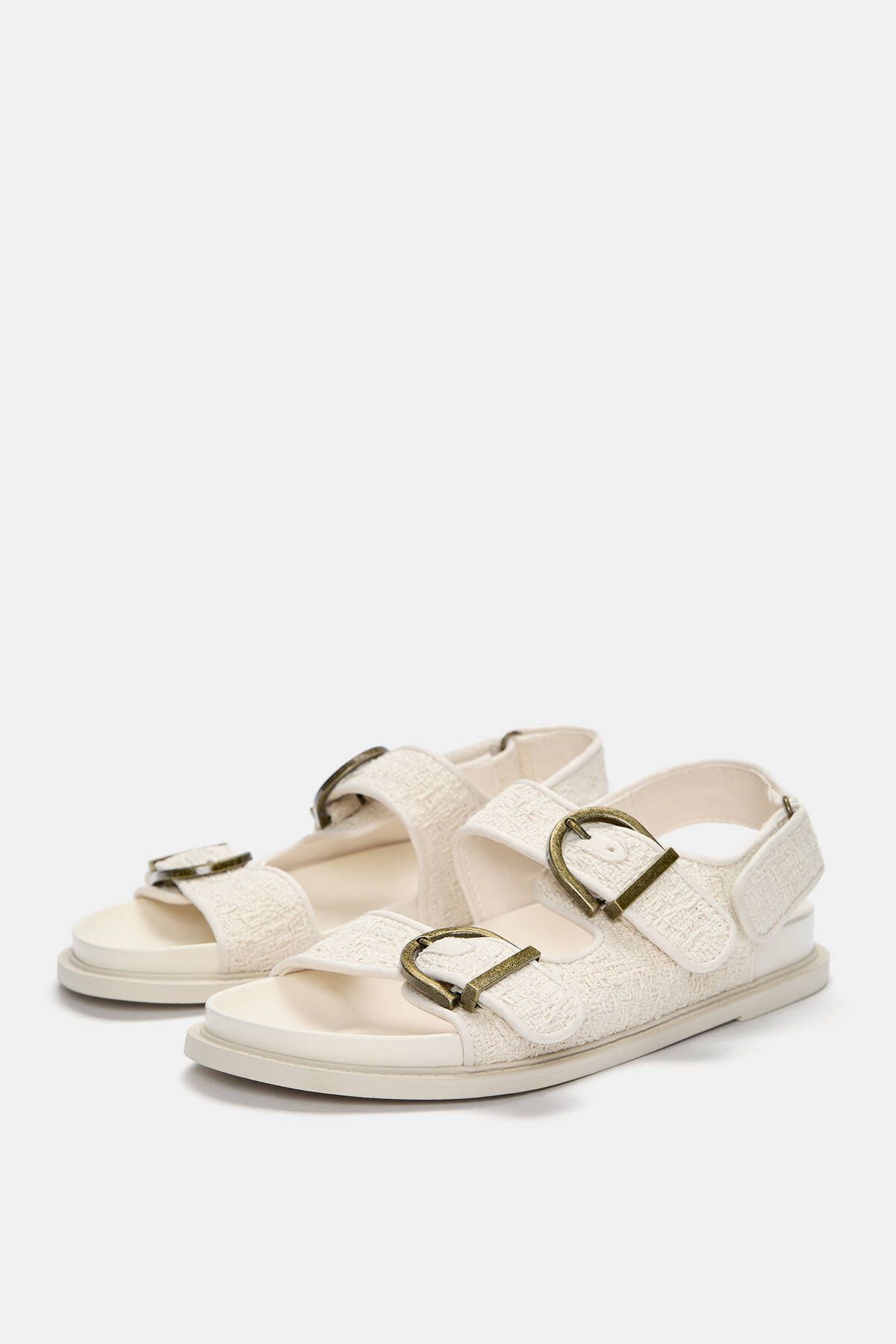 Pull & Bear-Flat sandals with buckles 3