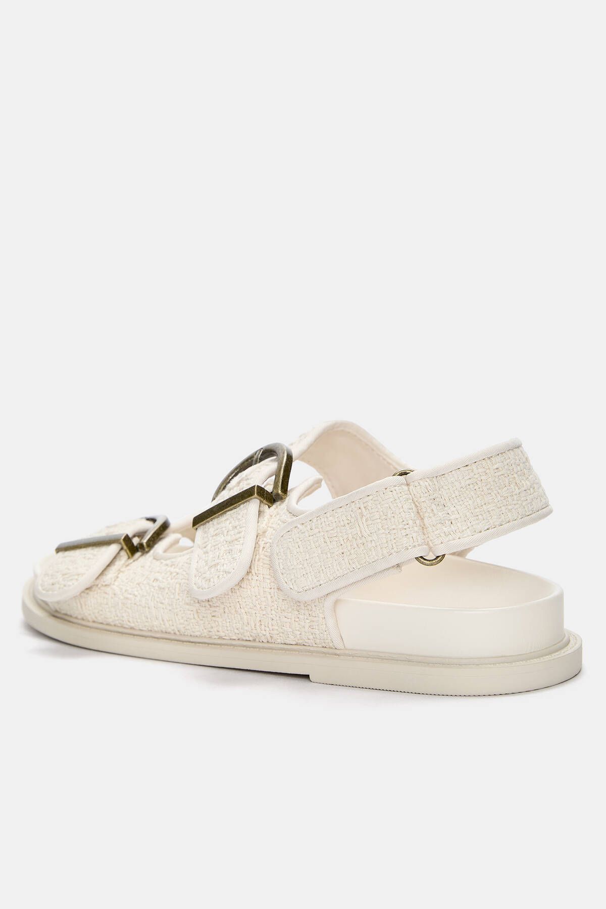 Pull & Bear-Flat sandals with buckles 4