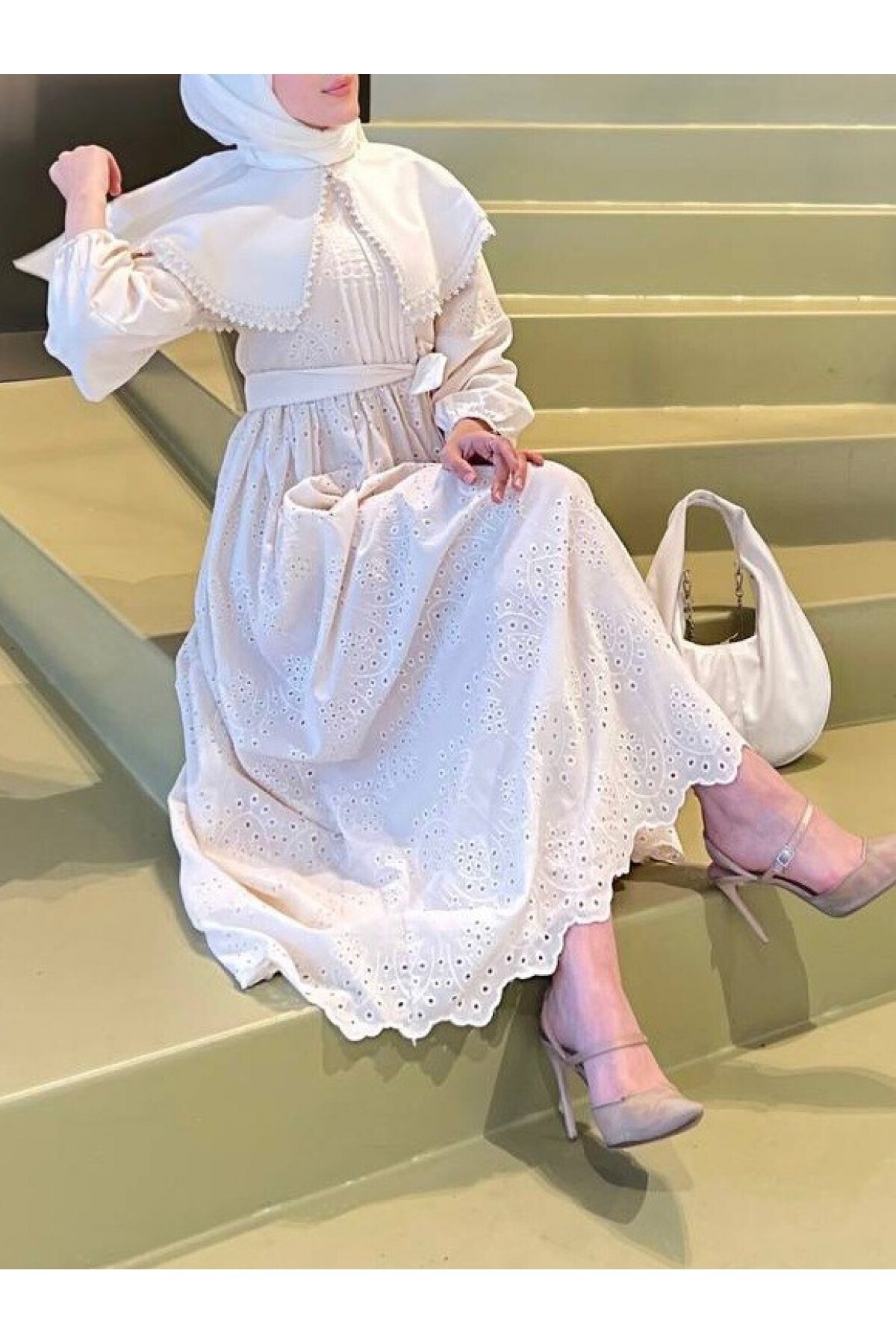 Modamorfo  Pelerin Yaka Dantel Detaylı Elbise -Bej - Görsel 3