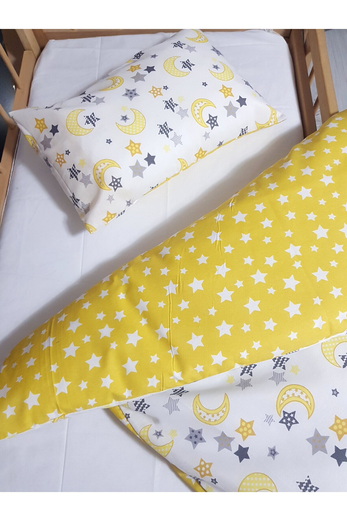 bebek_iklimi 5 Parça 90x130 Bebek Uyku Seti - Ay Yıldız Sarı Yorgan Yastık Çarşaf Seti fotoğrafı 4 (önizleme)