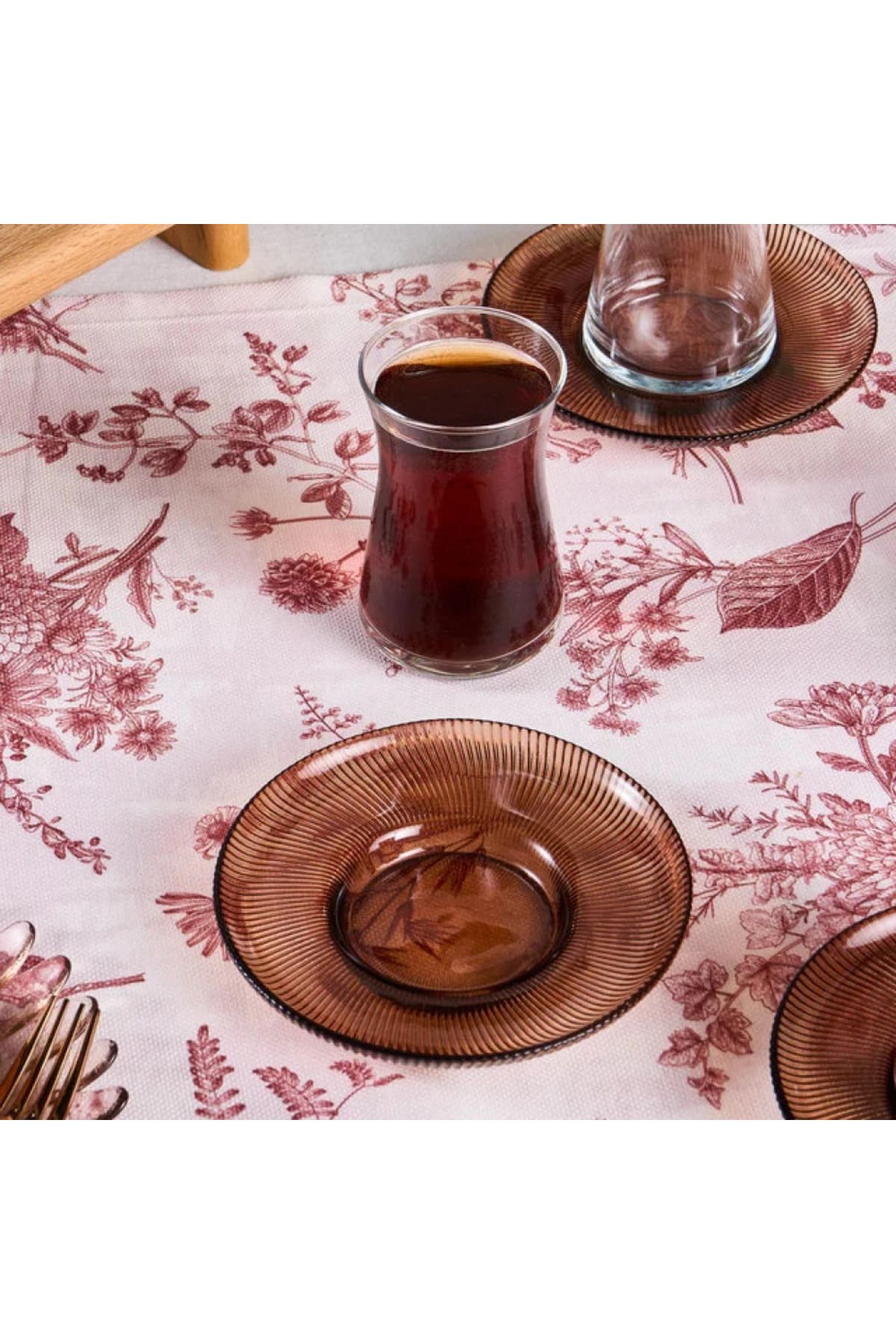 Karaca-Juliet 12-teiliges türkisches Teeset für 6 Personen, Braun 3