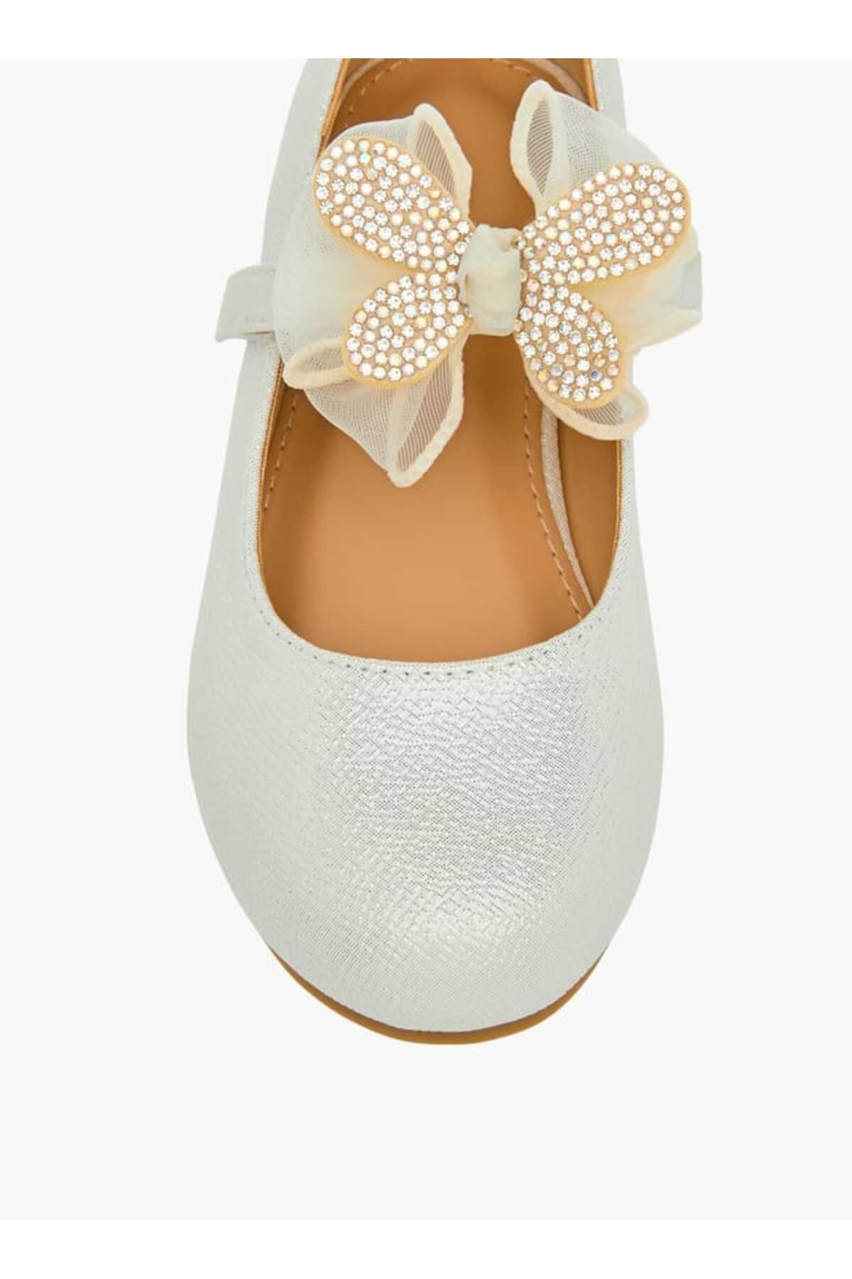 Juniors-Butterfly Embellished Ballerina Shoes with Hook and Loop Closure 4