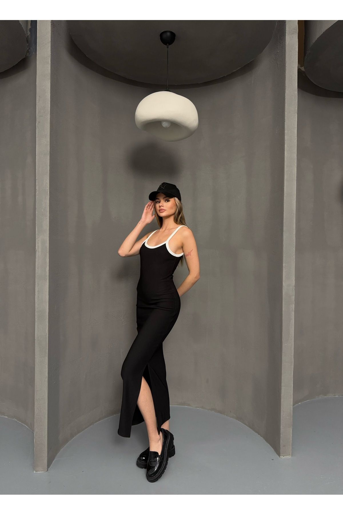 complete the look image