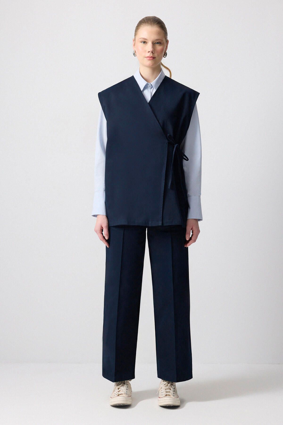 Touché Privé-Gabardine Vest and Trousers Set 2