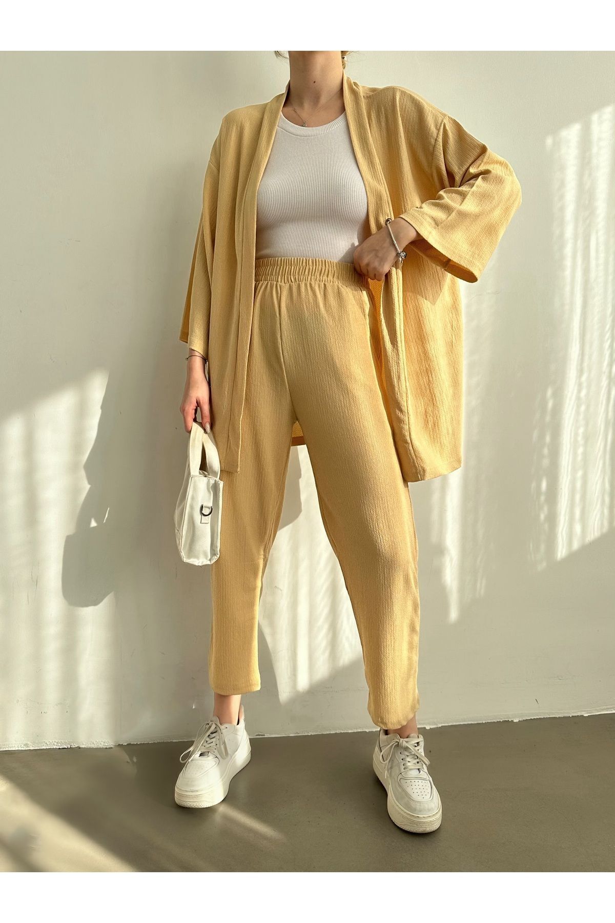 complete the look image