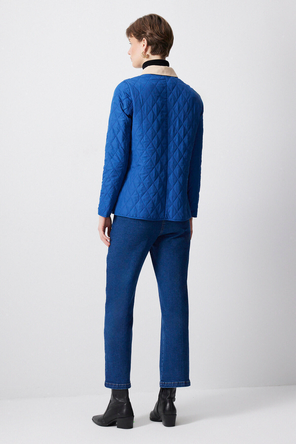 Touché Privé-Gabardin Collar Quilted Jacket 4