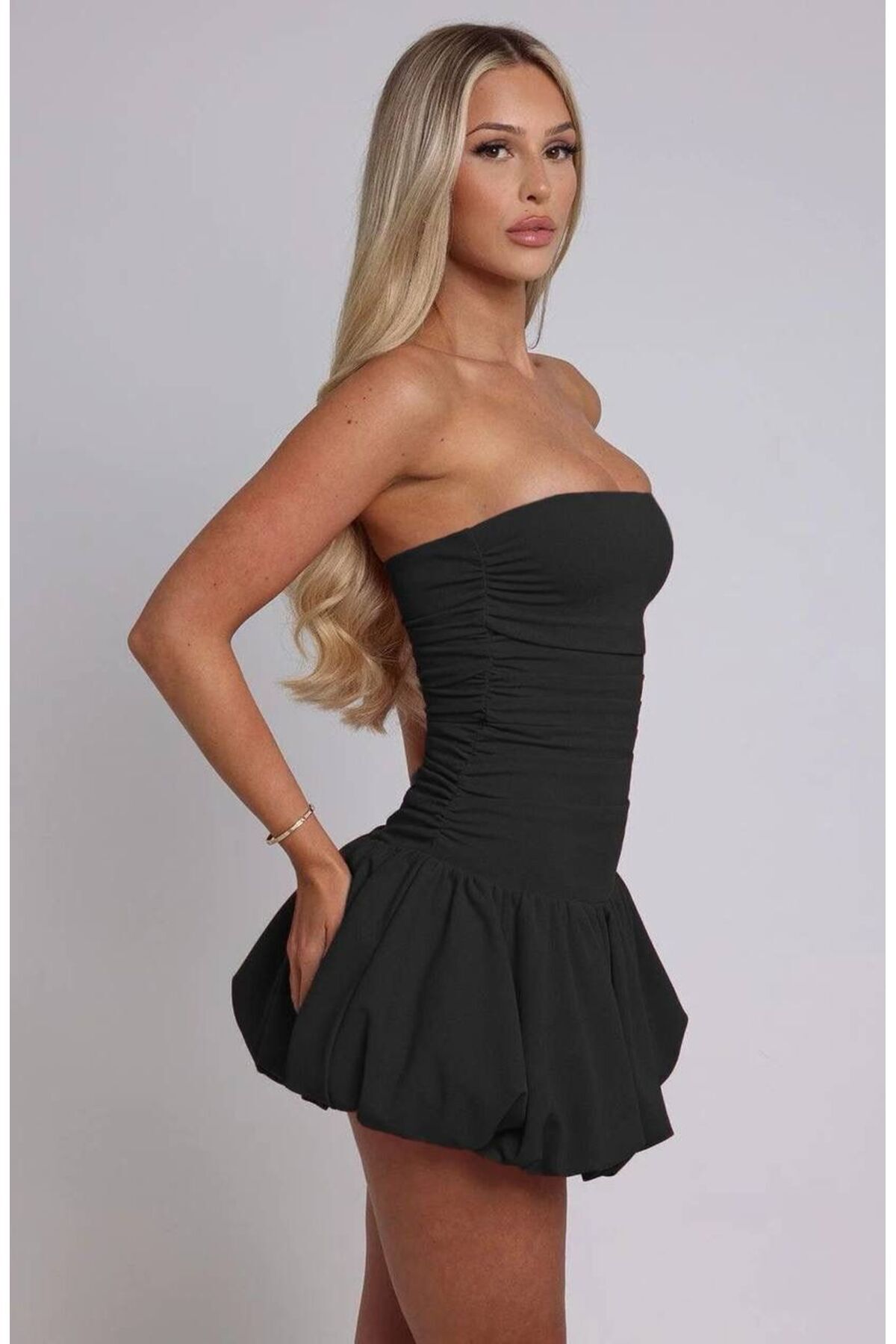 ecemore  Straplez Yanı Büzgü Balon Etekli Siyah Elbise - Görsel 2