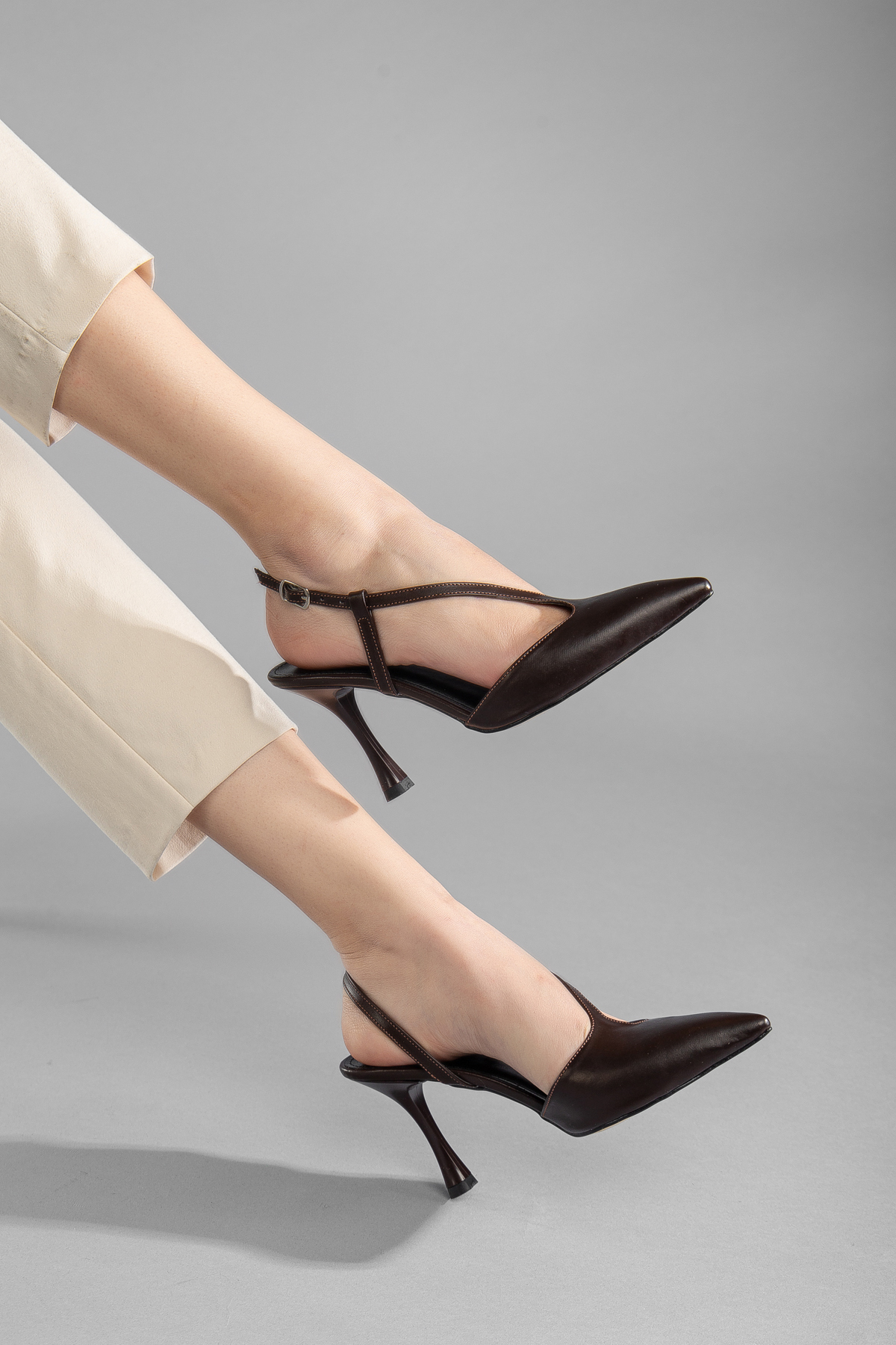camaiore  Kadın Acı Kahve Renk Deri Klasik Topuklu Ayakkabı Sivri Burun - Görsel 9