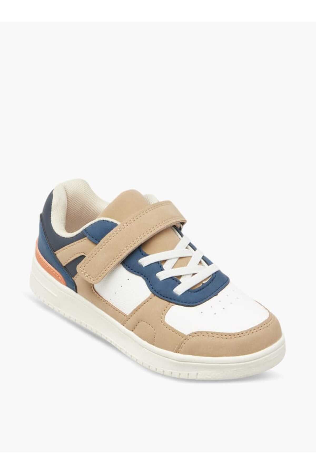 LBL by Shoexpress-Colourblock Sneakers with Hook and Loop Closure 2
