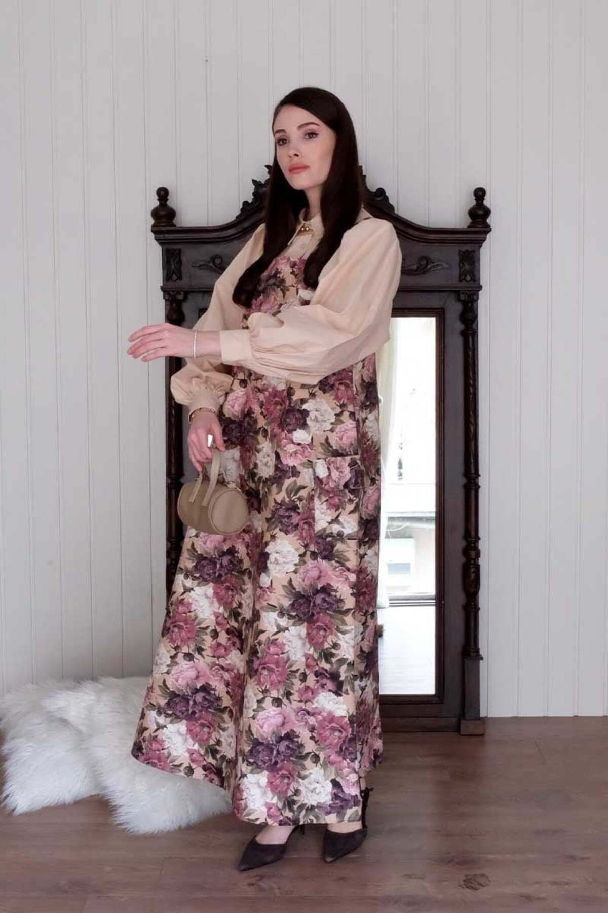 Ceylan Otantik-Purple Floral Print Linen Skirt Salopet & Cream Classic Collar Crop Shirt 5