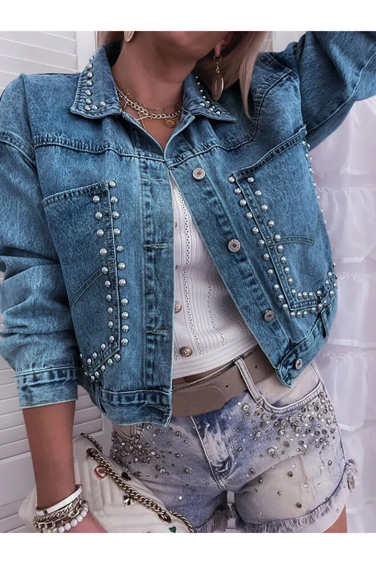 Viyamo-New Season Women's Long Sleeve Lapel Pocket Pearl Detailed Short Stylish Denim Jacket 2