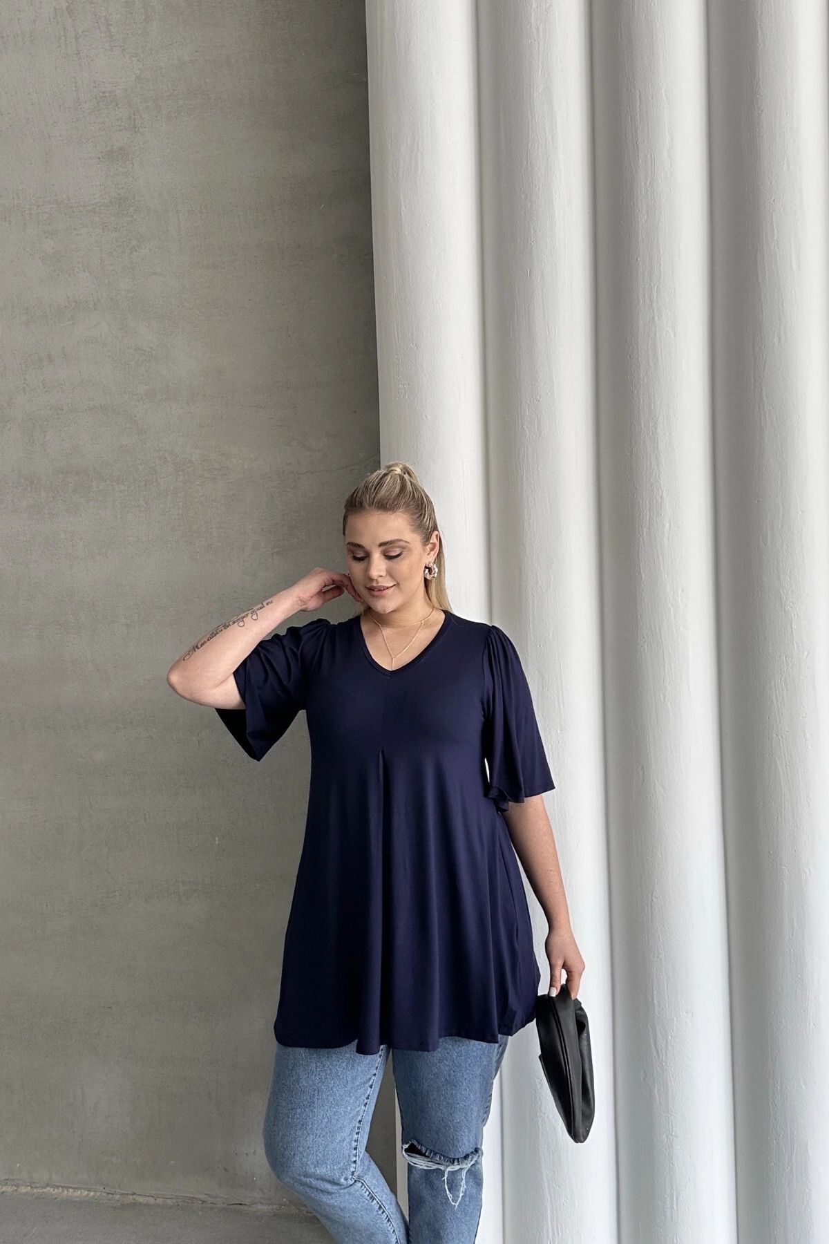 Stil Diva-Plus Size V-Neck Patternless Asymmetrical Cutout Lycra Blouse Mdl-6 5