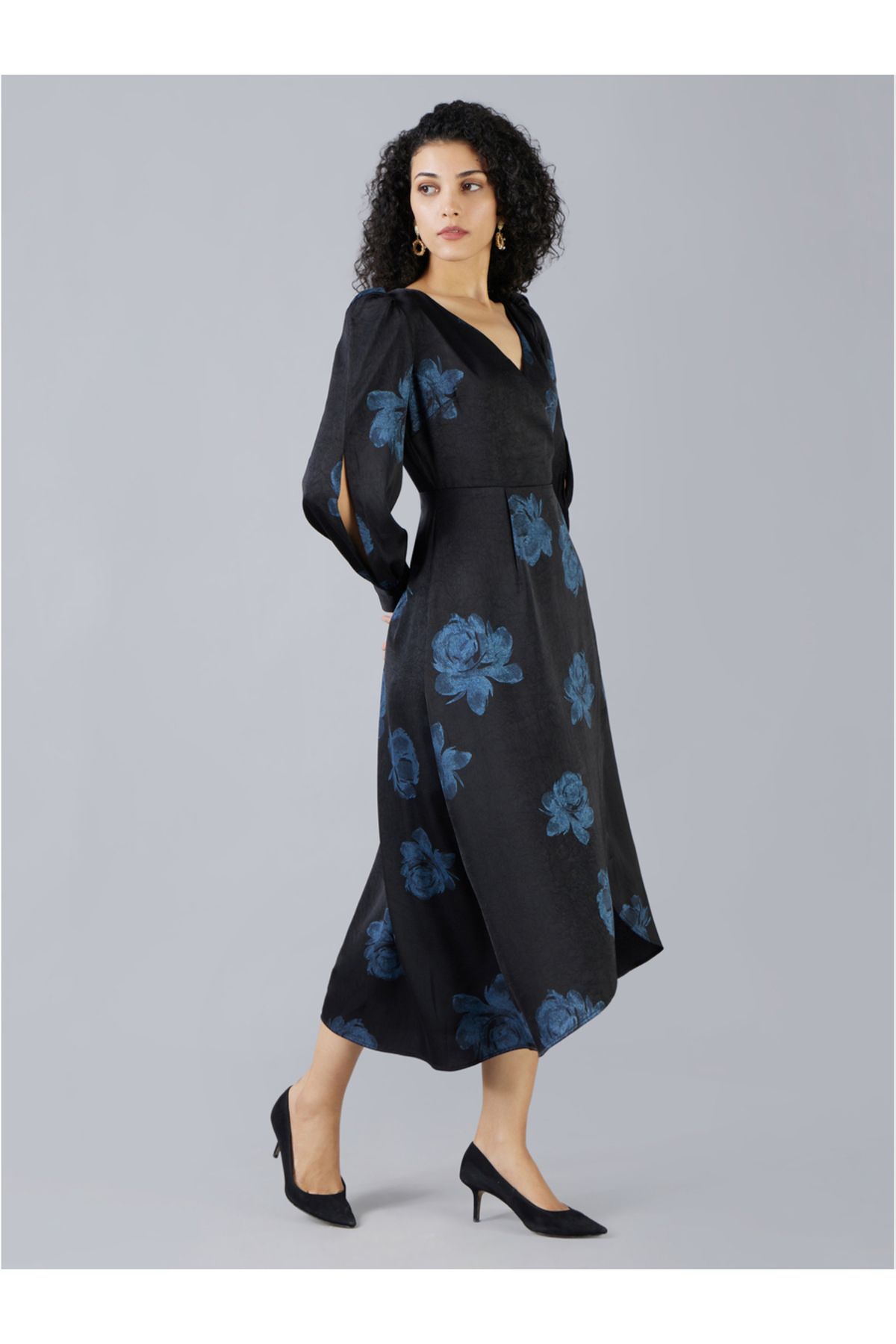 Mish By Styli-Floral Print Wrap Front Midi Dress with Slit Sleeves 3