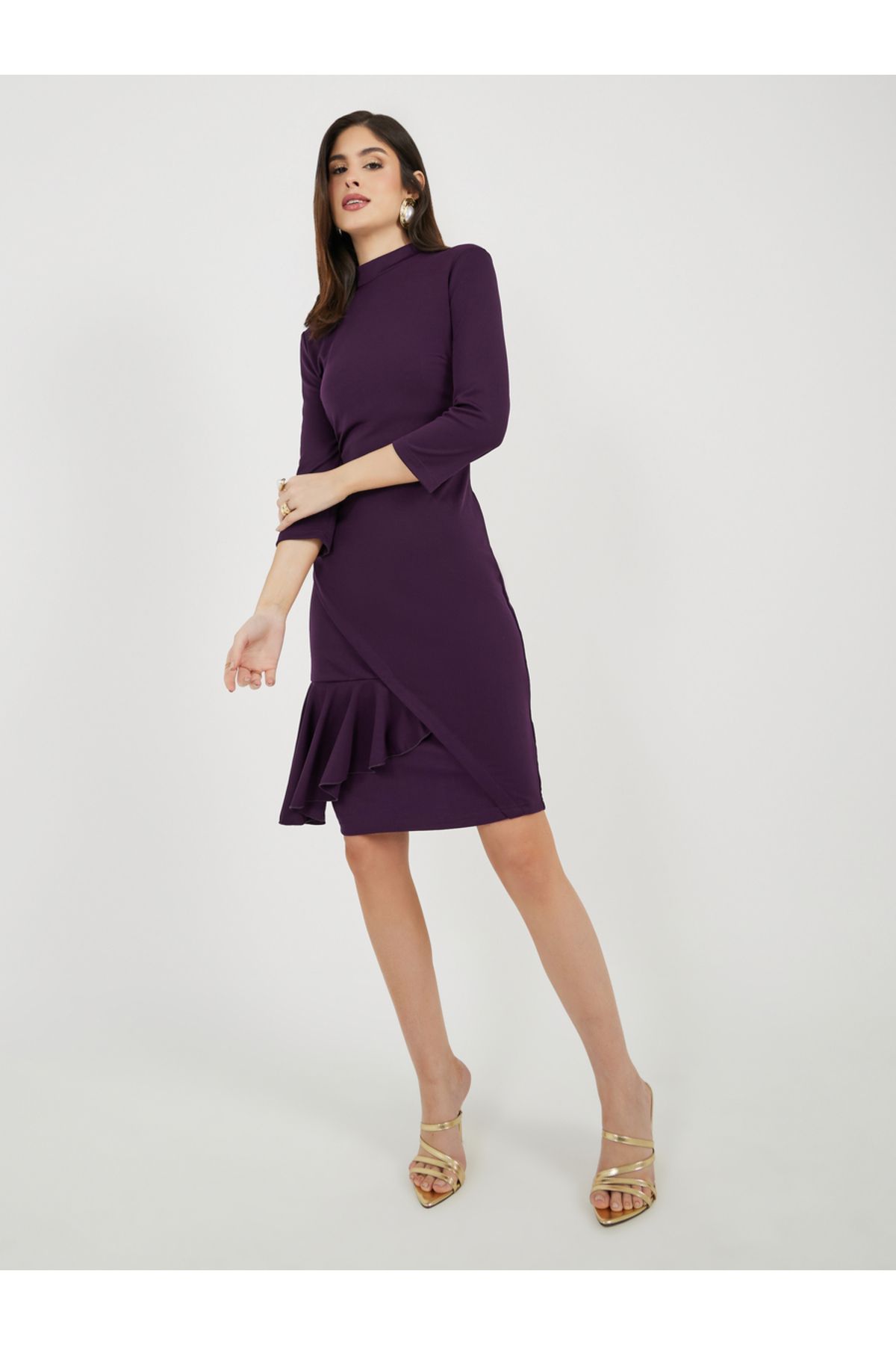 Styli-Ruffle Detail Sheath Knee-Length Dress with 3/4th Sleeves 2
