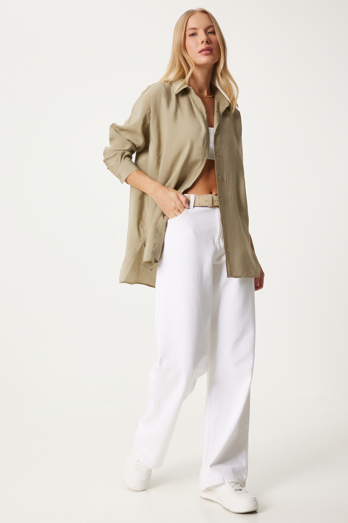 complete the look image