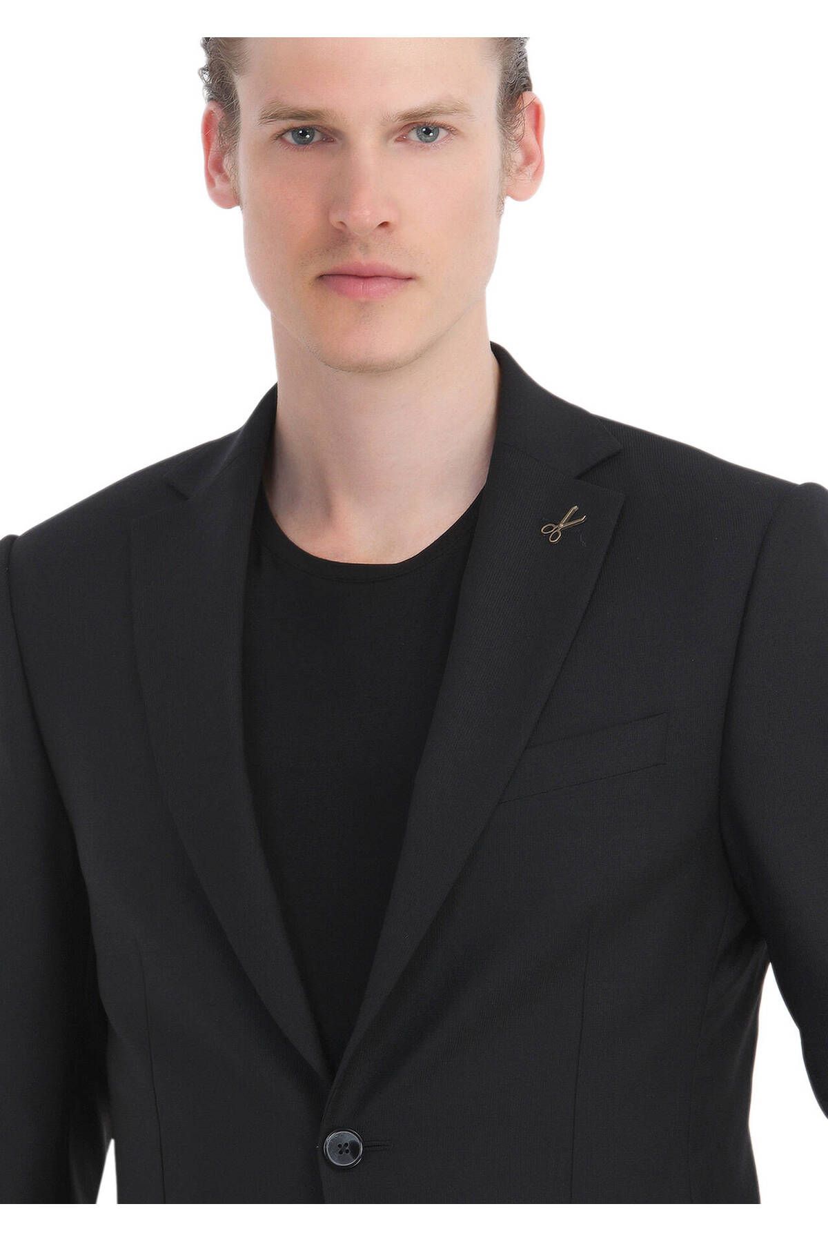 Ramsey-Black Wool Blended Micro Modern Suit 5