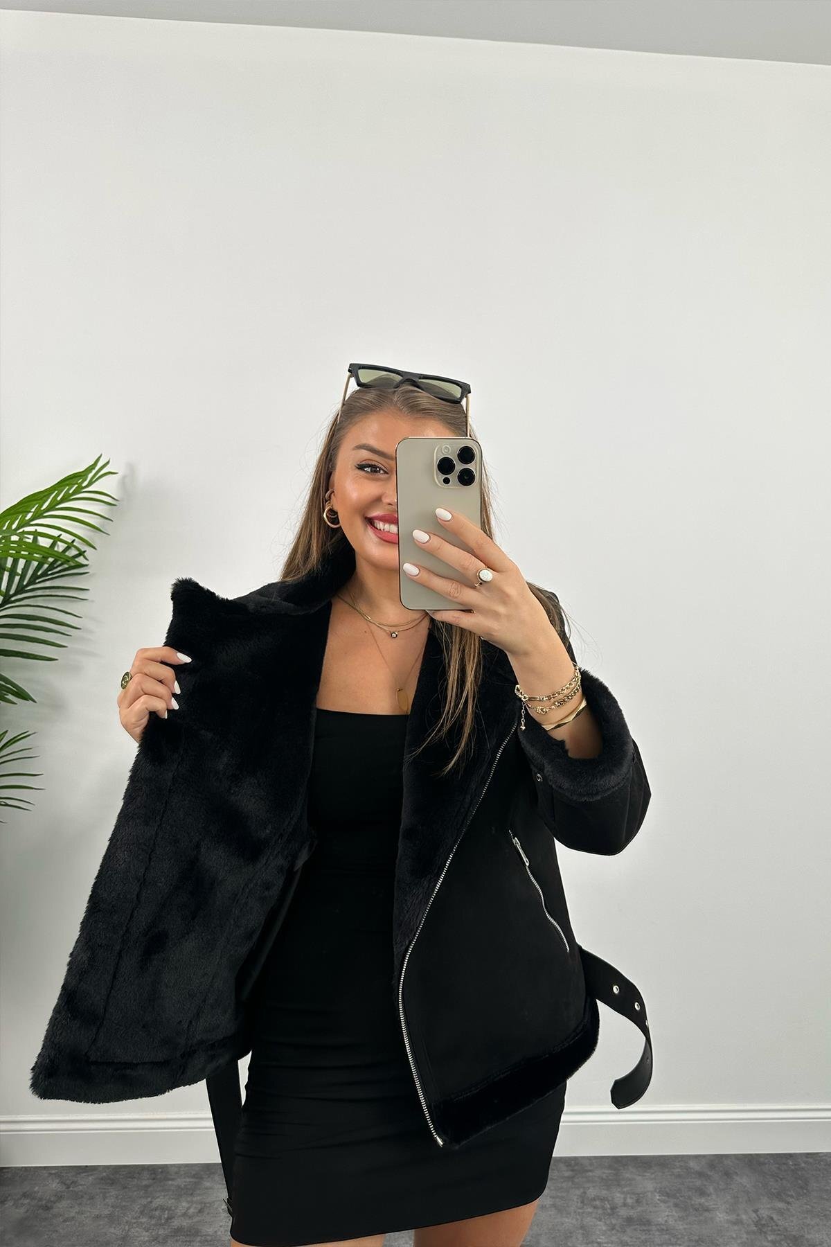 VESS MODA  Kadın İçi İpek Kürklü Siyah Süet Biker Mont - Görsel 3