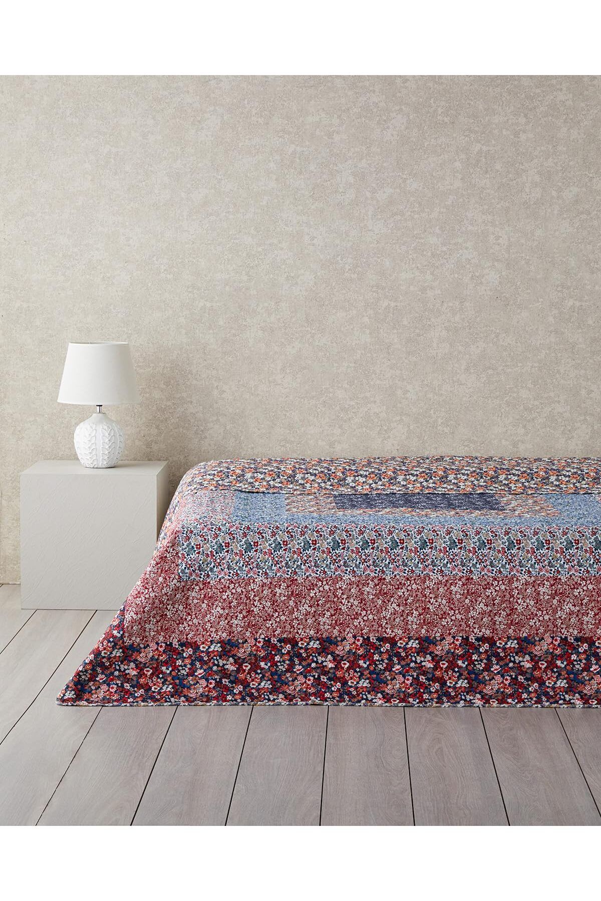 STOREMAX Home Fanciful Patchwork Çift Kişilik Çok Amaçlı Örtü Bordo 1037065