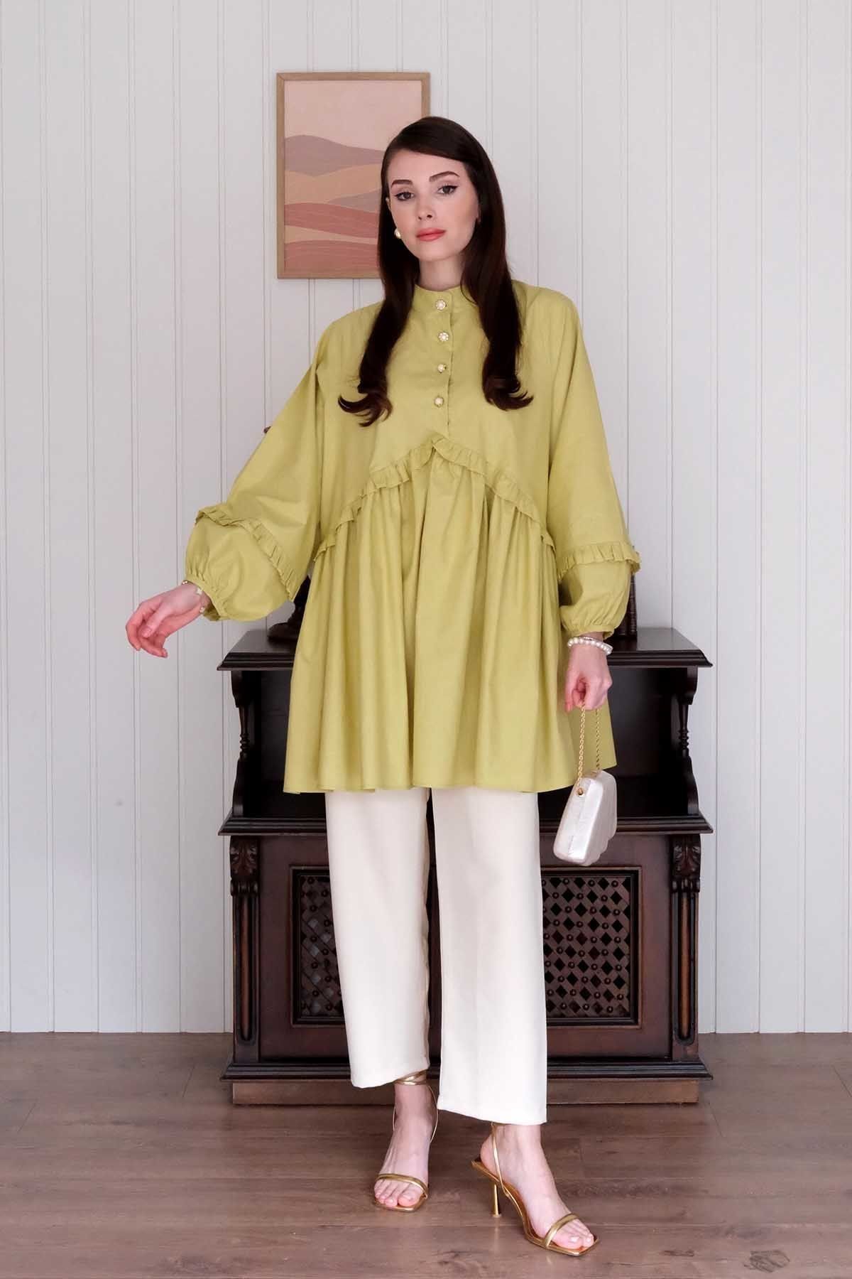 Ceylan Otantik-Soft Green Pearl Detailed Robe Tunic & Cream Pipe Leg Trousers Set 4