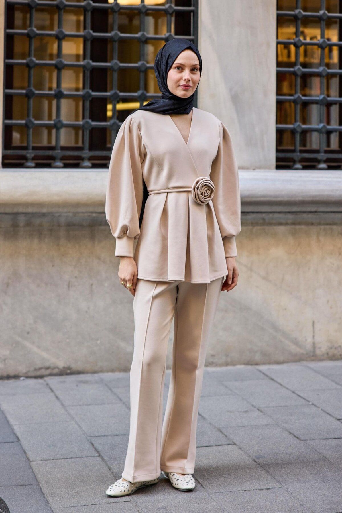 ست بالا و پایین نود زنانه جزئیات ROSE اورجینال LOCCO