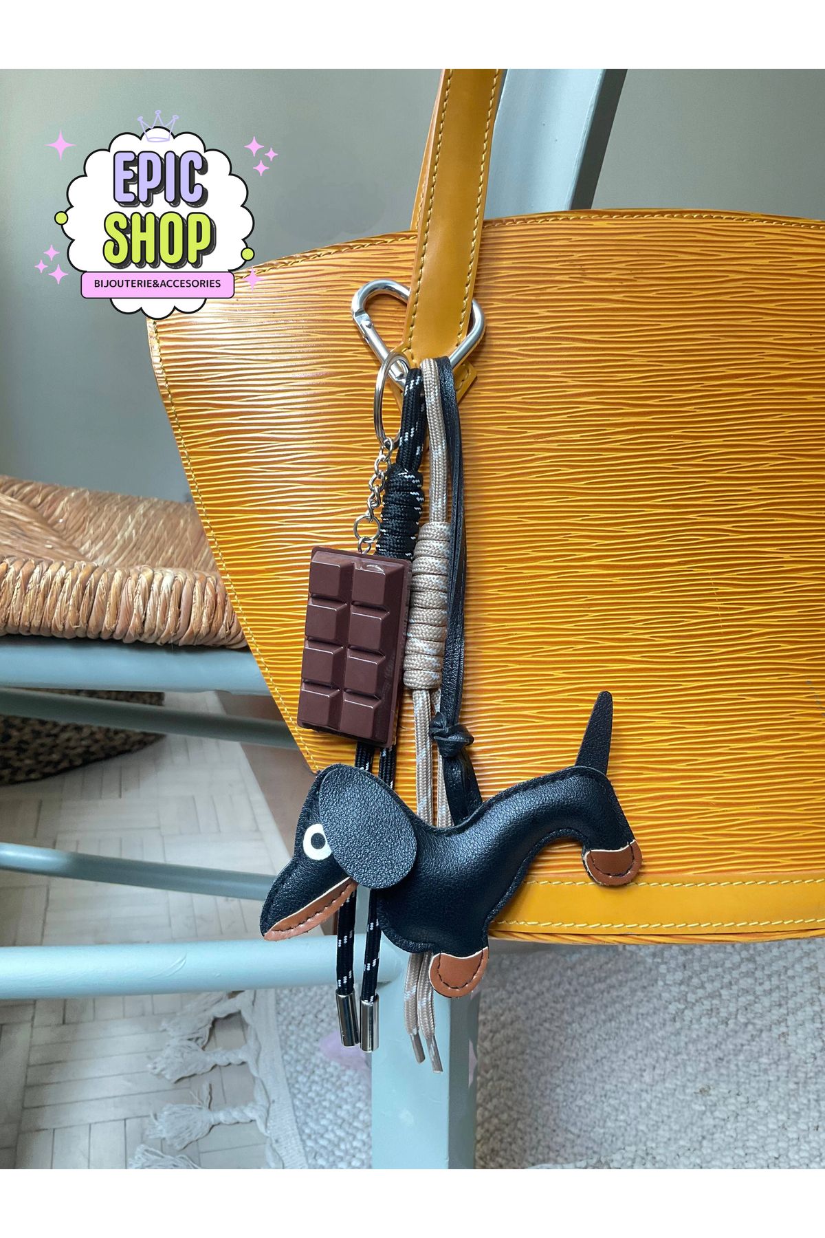 Epic-Bag Charm Dog Heart Chocolate 1