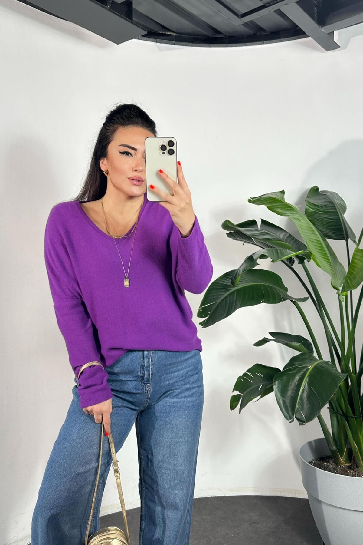 Butik Gardrop-Purple V-Neck Soft Women's Sweater 4