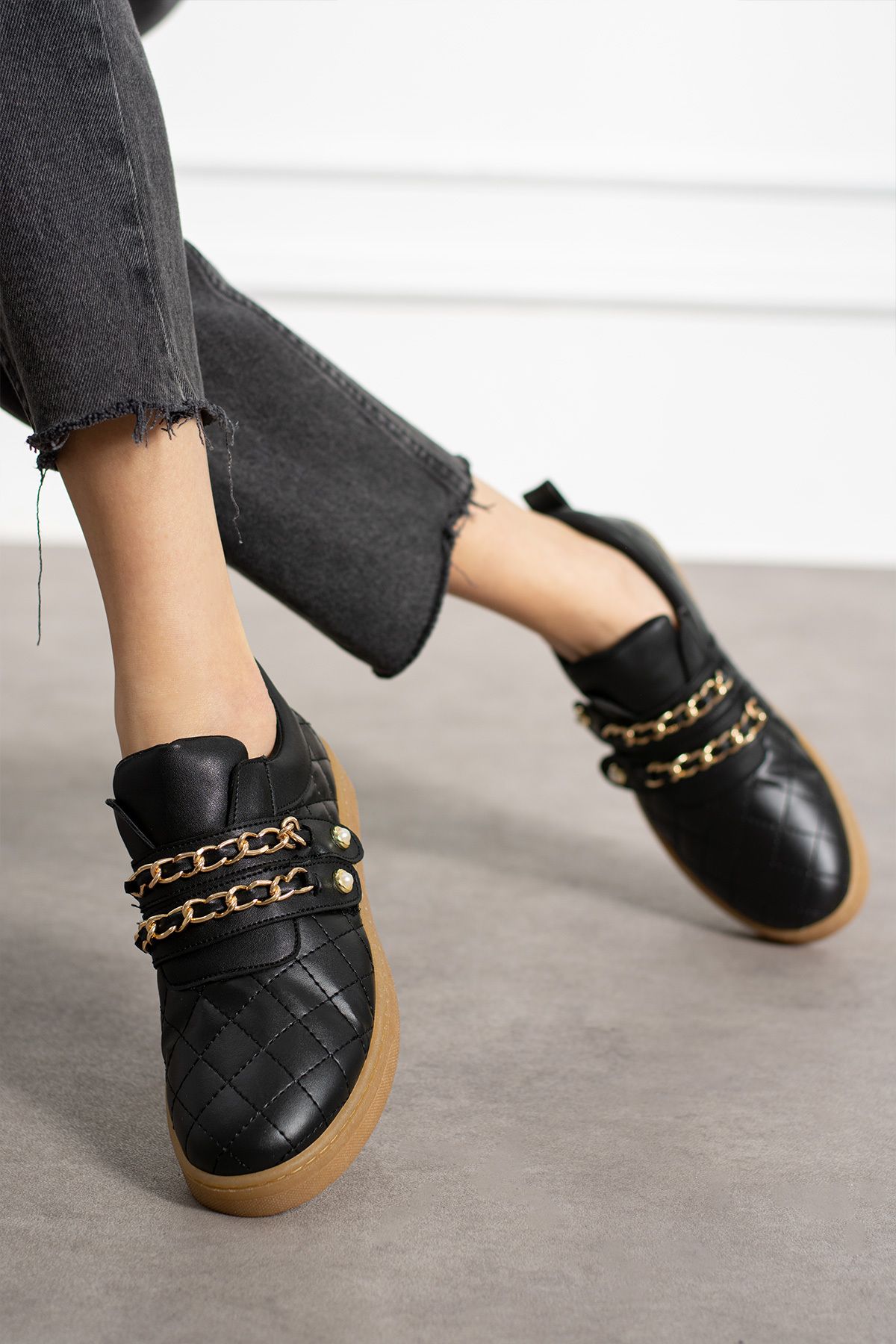 KOTAN-Pantofi negri pentru damă - pantofi sport cu velcro cu lanț confortabil și perle 3