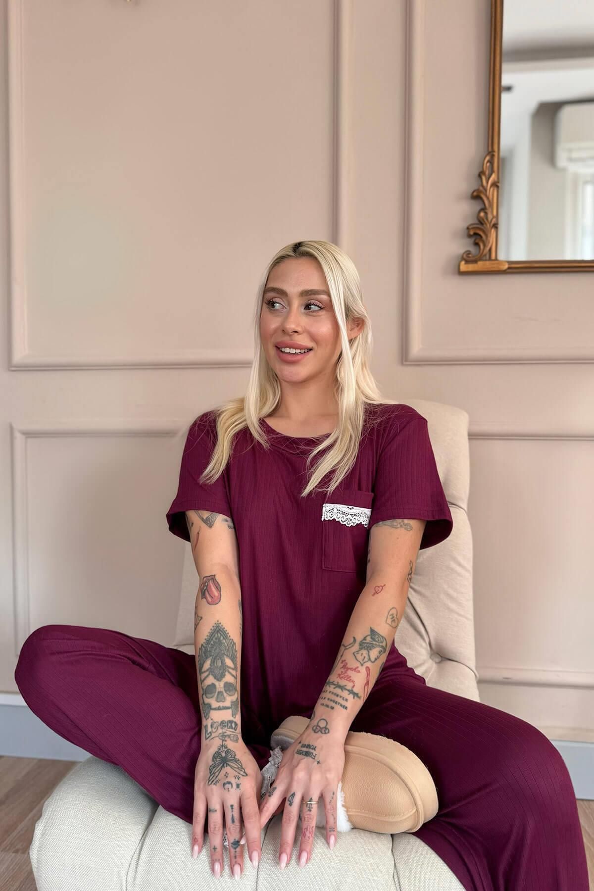 Pijamaevi-Set de pijamale pentru femei Plum Dublin cu mâneci scurte din dantelă 3
