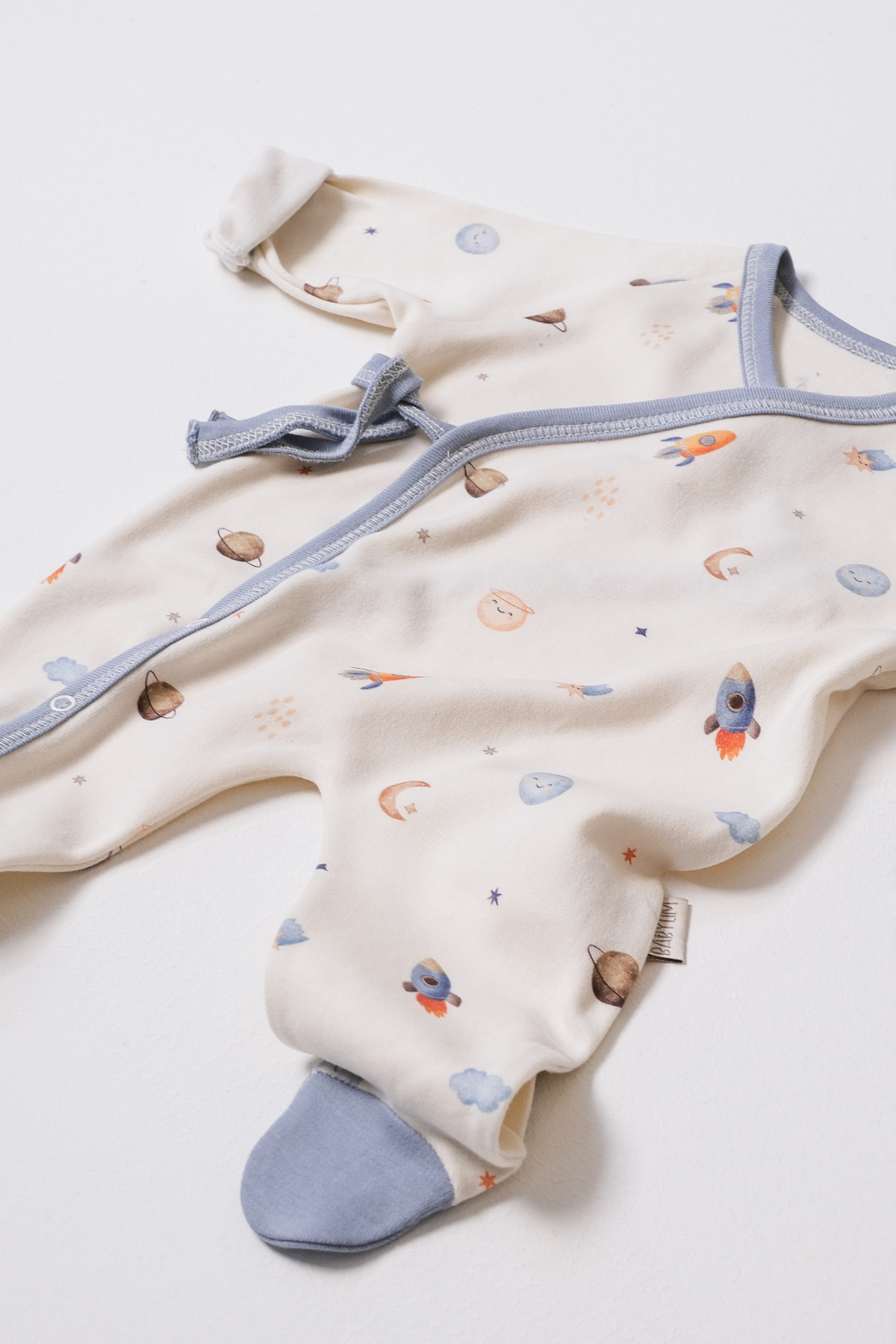 BABYLİM Erkek Bebek Uzay Baskılı Yandan Bağlamalı %100 Pamuk Tulum Seti fotoğrafı 2 (önizleme)