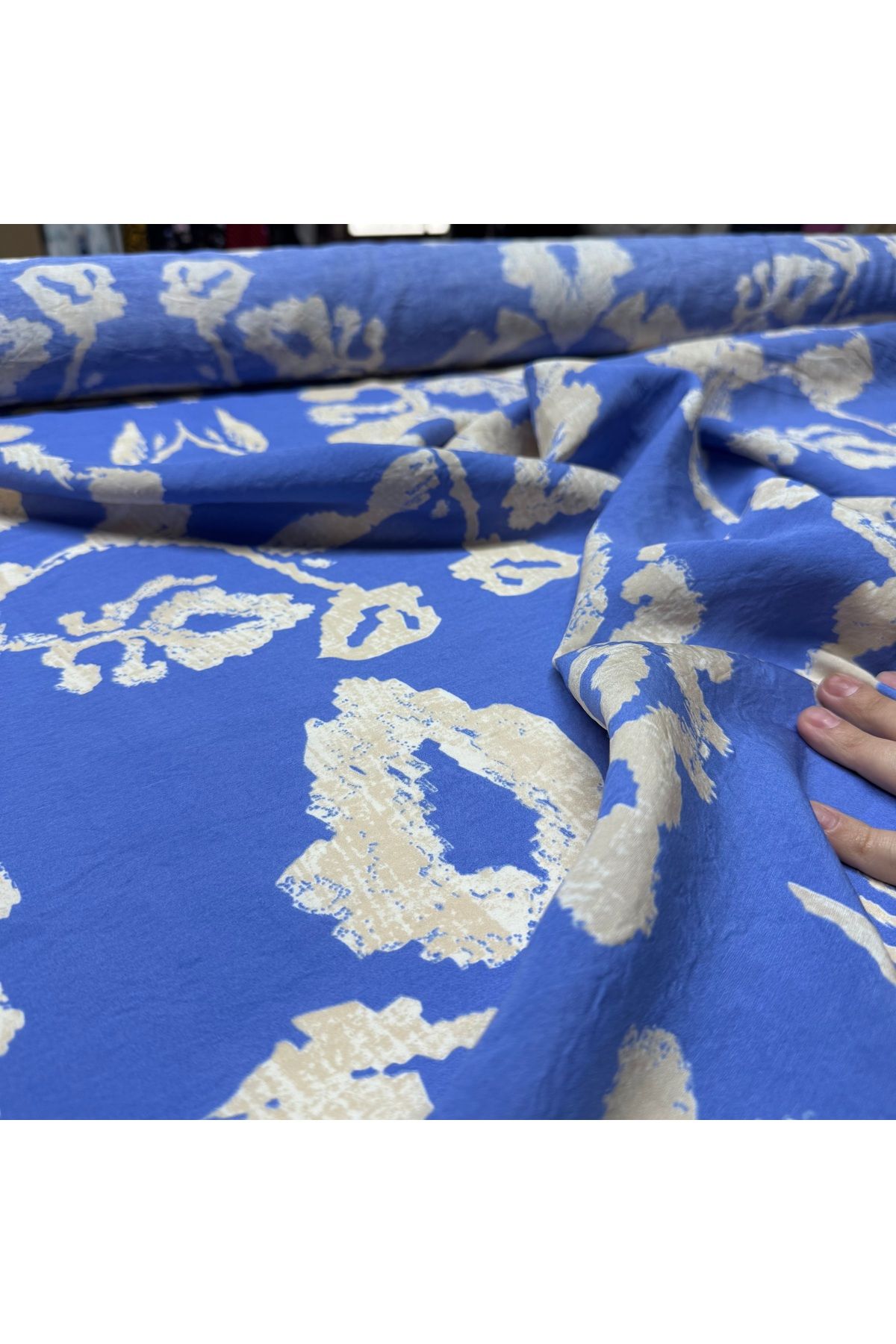 Yaren Ülker-Ayrobin Patterned Draped Modal Fabric - Double Top Blue (En 150 cm) 5