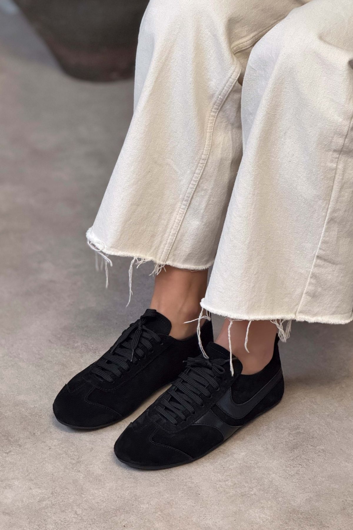 NİŞANTAŞI SHOES-Saint Black Genuine Suede Flat Sole Women's Lace-Up Sneakers 2