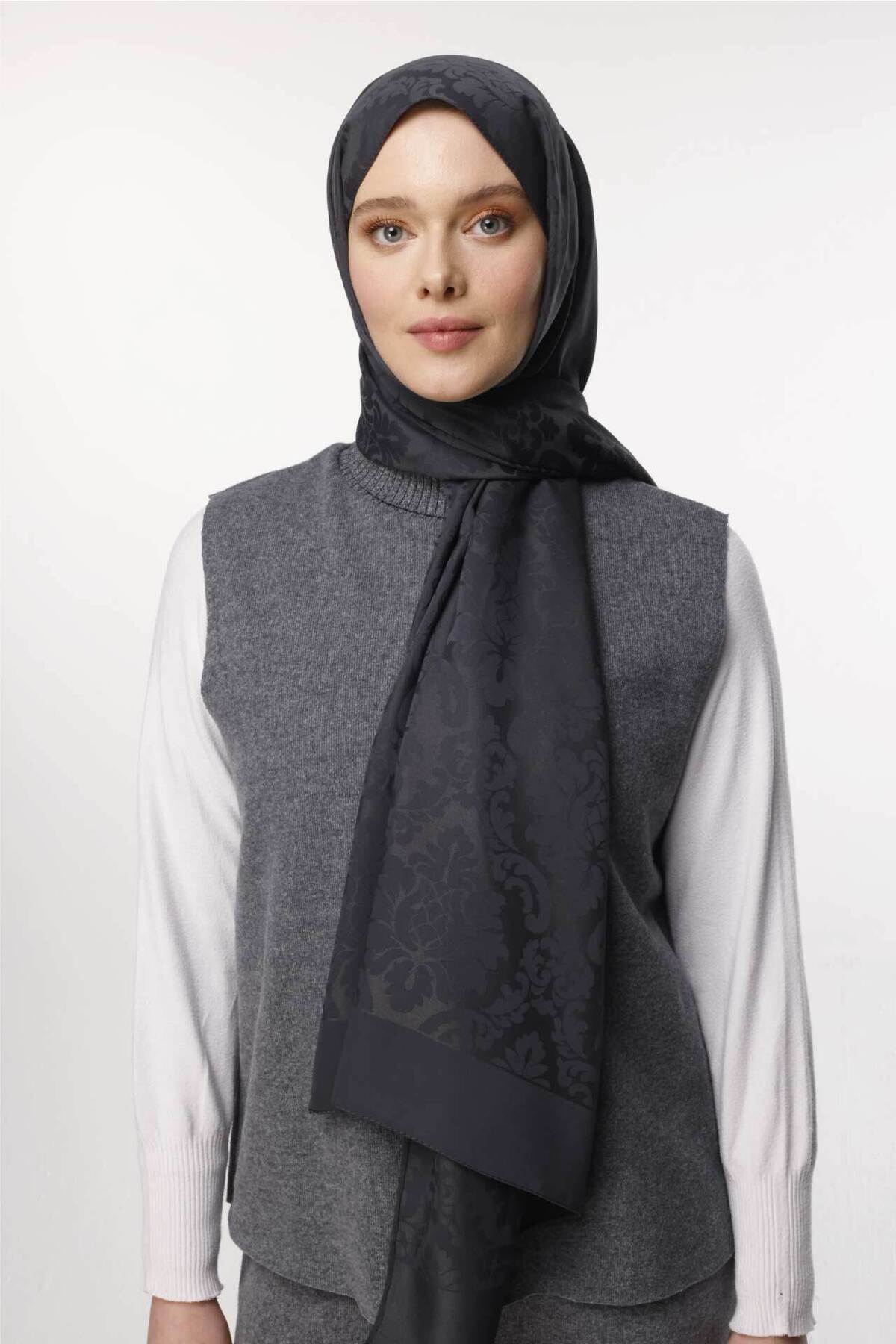 VALORSCARF-Anthracite Brocade Shawl 4