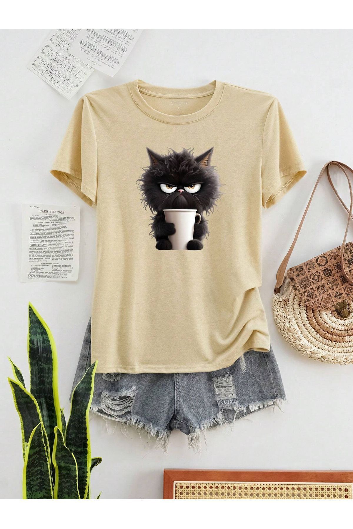 FoxSkin Sportswear&Company Sinirli Kara Kedi Tişört - Bej Baskılı Oversize Yazlık Kısa Kol T-Shirt Bisiklet Yaka