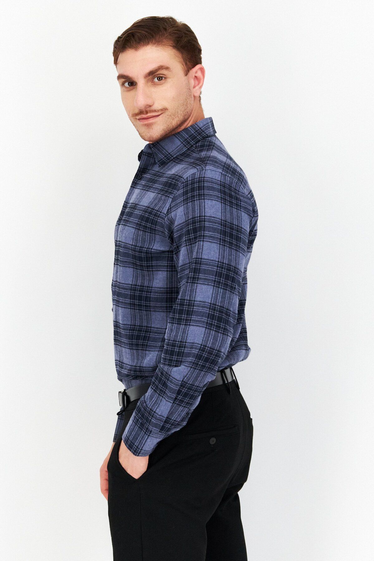 Calvin Klein-Men Classic Fit Plaid Long Sleeves Casual Shirt, Navy Blue 2