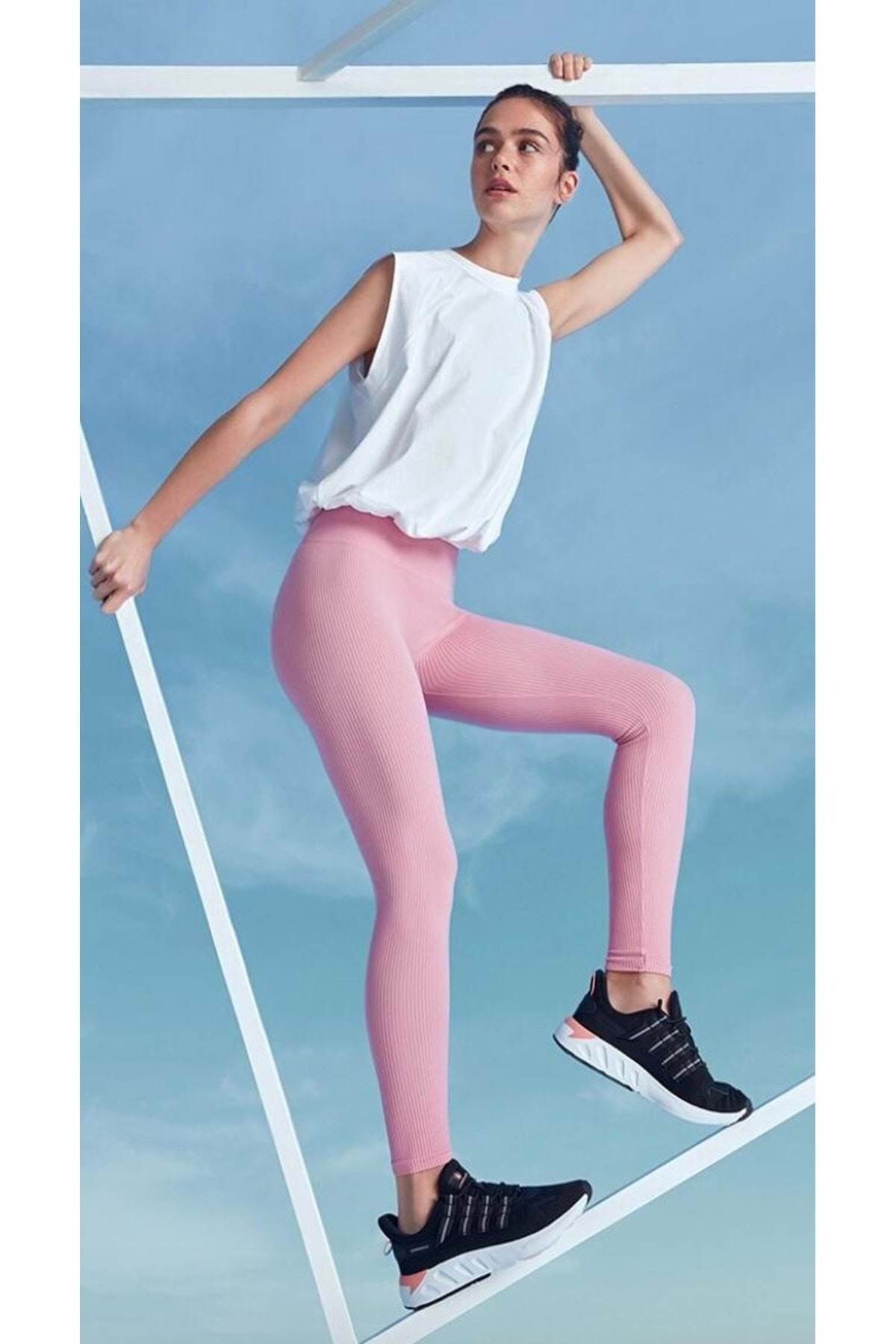 Sword-Wmn Unisex Spor Ayakkabı SİYAH — مشکی SWORD WMN 1FX — تصویر 2 از 5