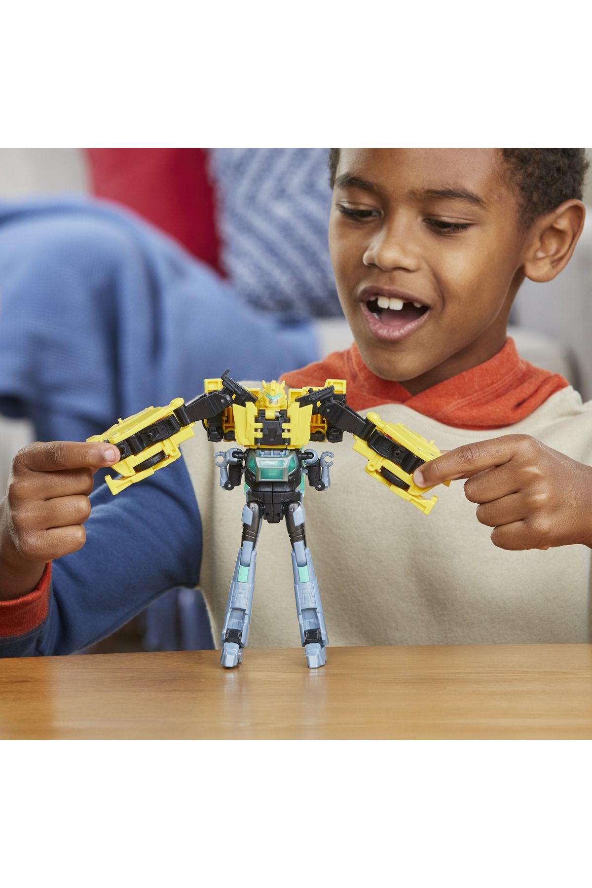 Hasbro-TRANSFORMERS EARHSPARK SET 2 FIGURINE BUMBLEBEE SI MO MALTO 5