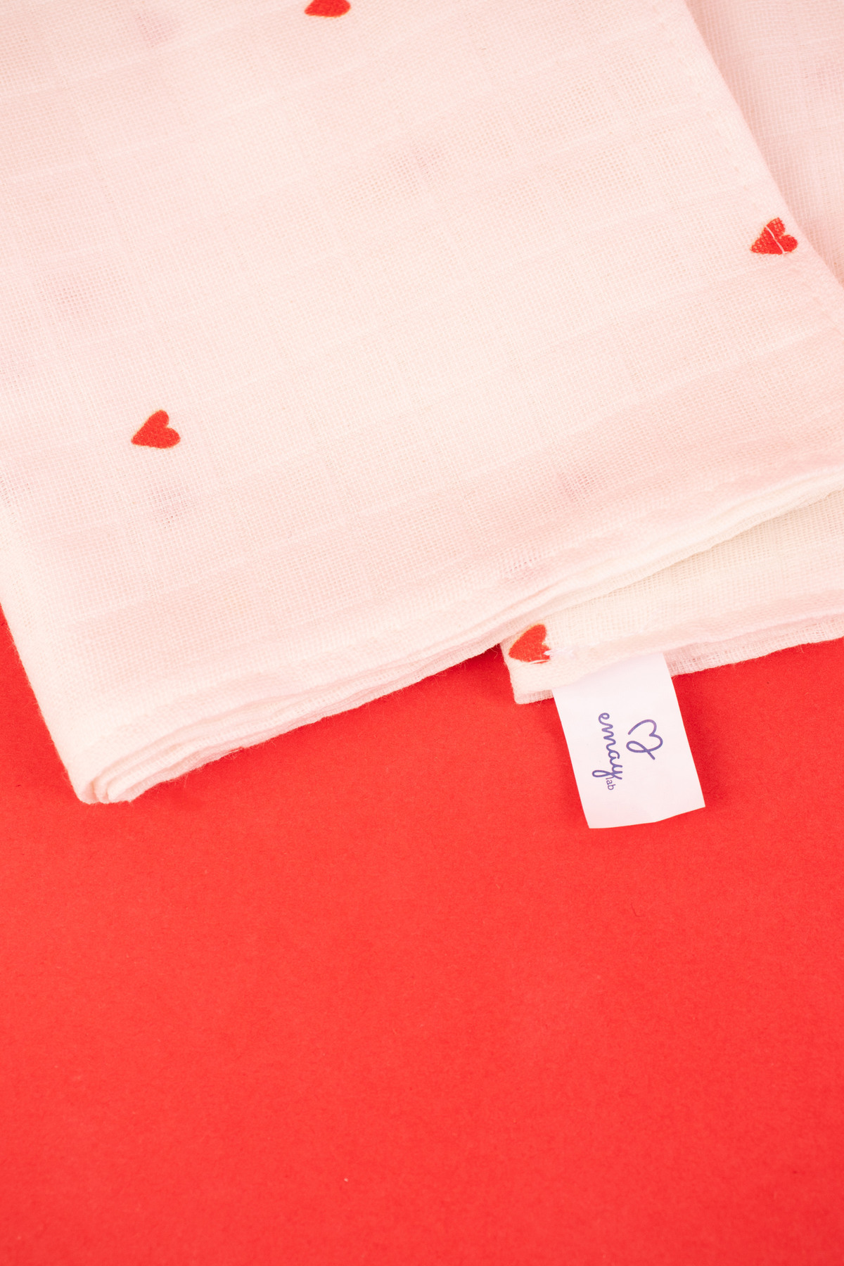 EMAYlab-Cupid Heart Patterned 100% Muslin - Cotton Kitchen Drying Cloth and Baby Shoulder Diapers (Set of 3) 3