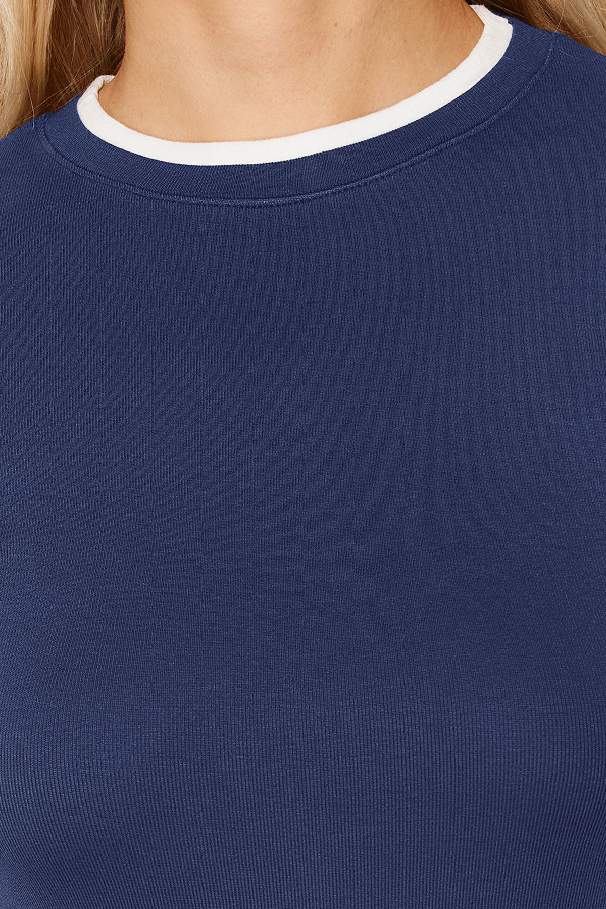Trendyol Collection-Flexible Viscous Fabric - Indigo Color Block T-Shirt Twoss24Ts00063 5