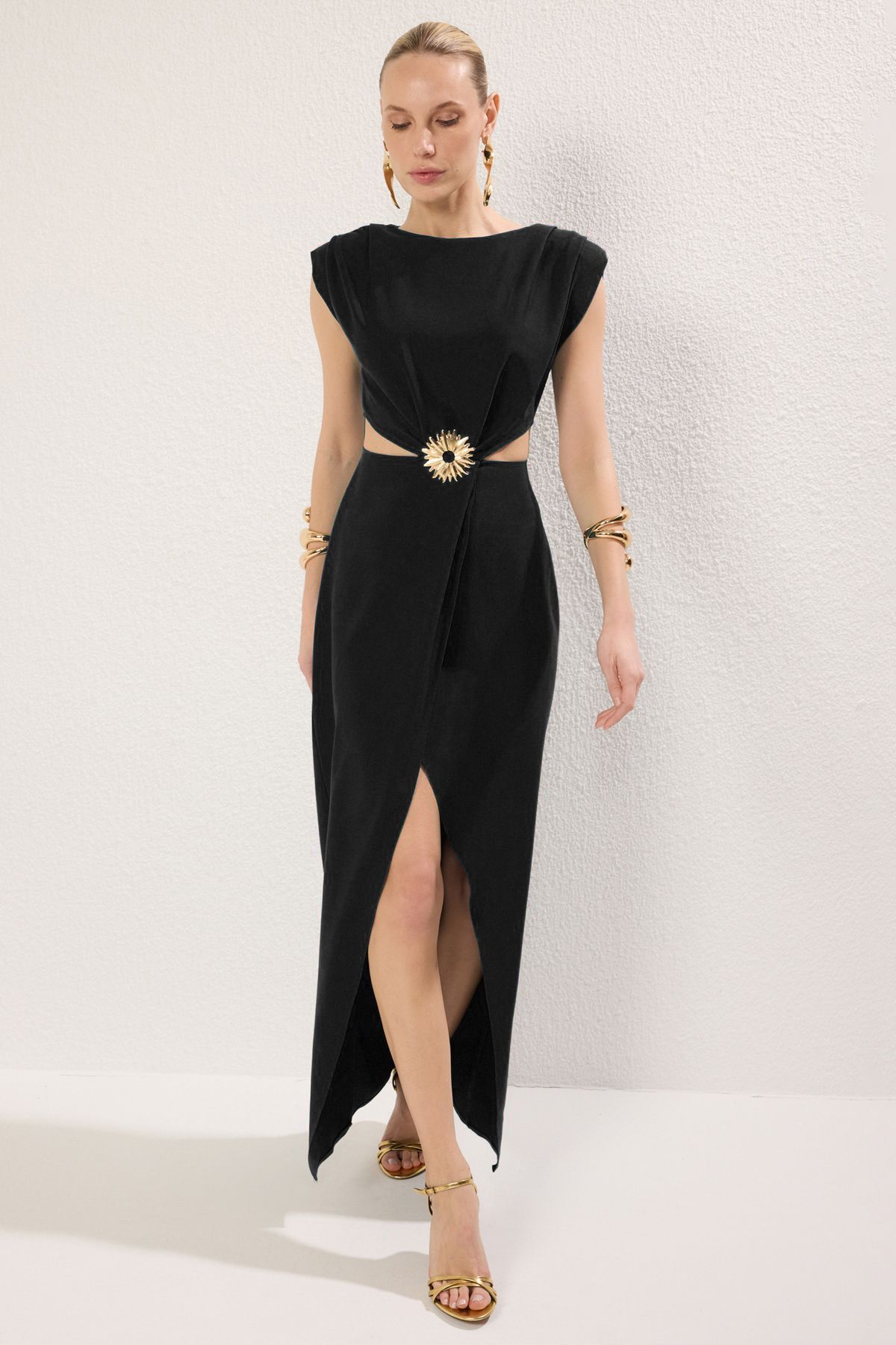 Trendyol Collection-Černé doplňky Detailní tkané dlouhé stylové večerní šaty Noční šaty TPRSS25AE00064 3