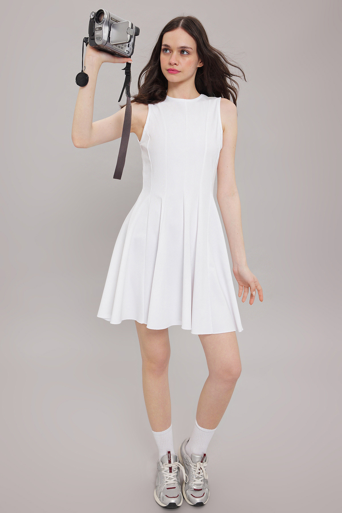 complete the look image