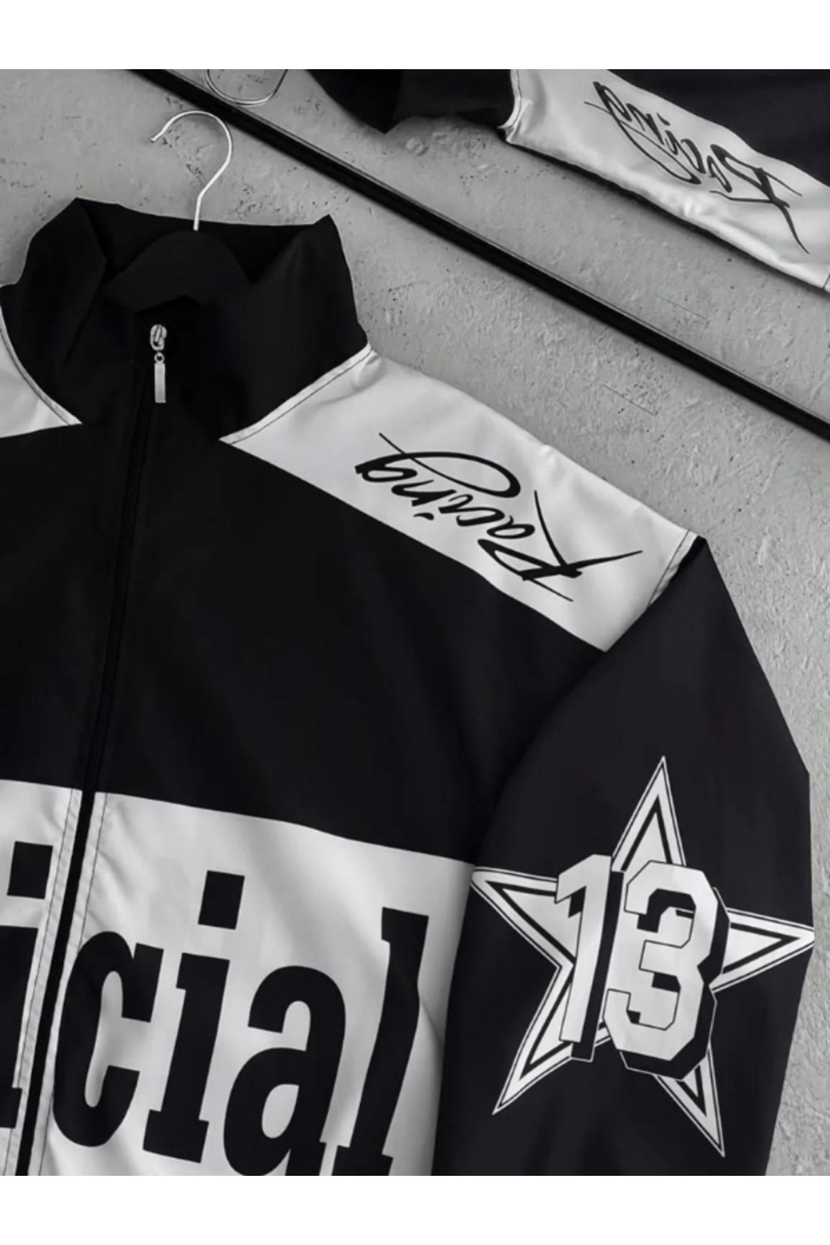Genel Markalar Unisex Beyaz Official Dijital Baskılı Su ve Rüzgar Geçirmez Yağmurluk&Rüzgarlık görsel 2
