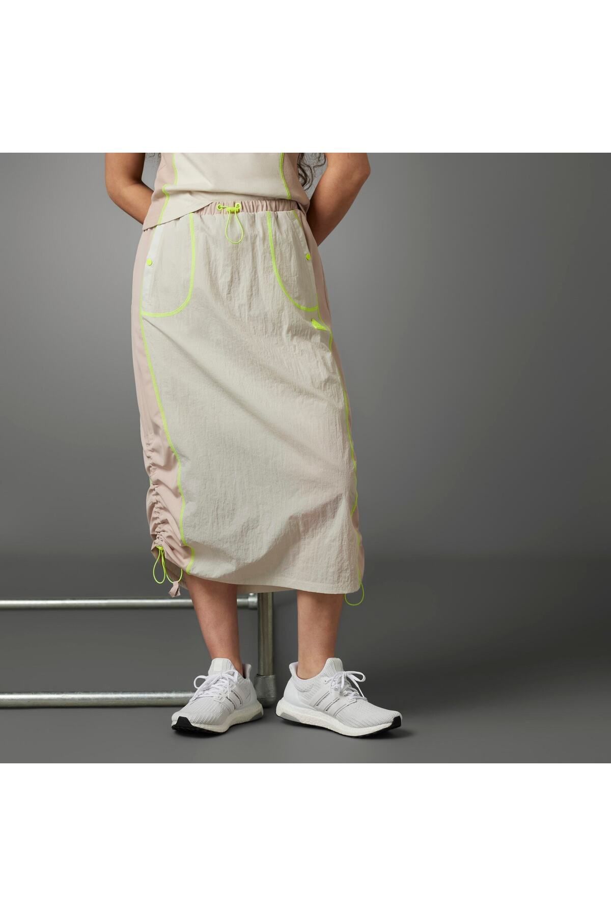 adidas Lift Your Mind Kadın Bej Etek (IT7756)