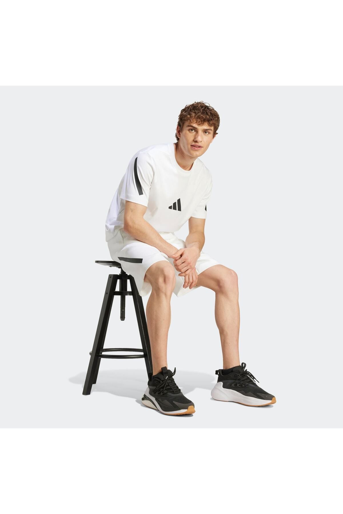 adidas-Z.n.e. Pantaloni scurți albi pentru bărbați (JJ4893) 4