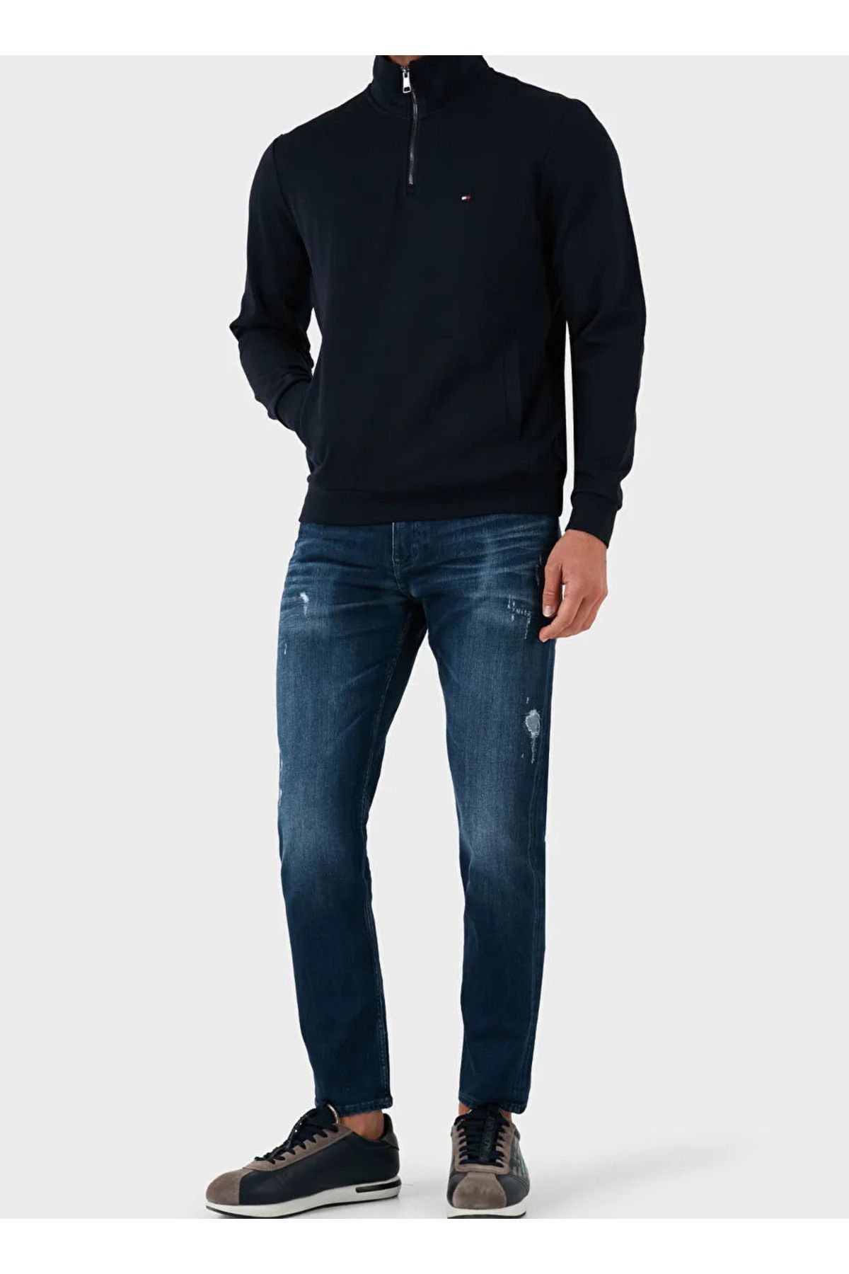 complete the look image