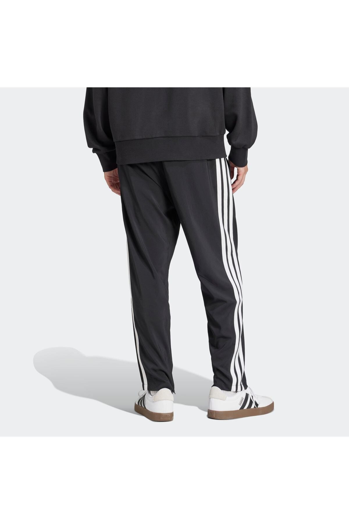 adidas-Essentials 3-Stripes Stanford Open Hem Sweatpants 2