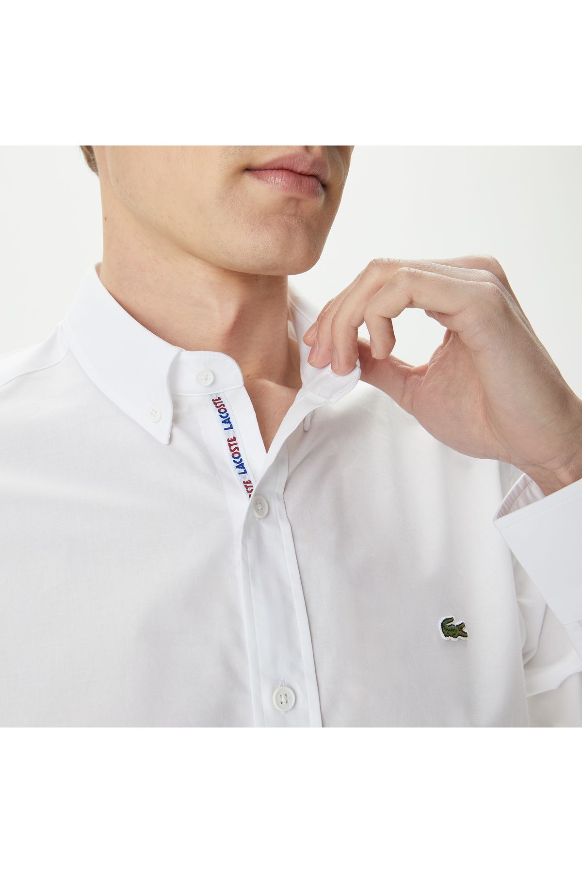 پیراهن / بلوز دکمه دار سفید مردانه باریک اورجینال Lacoste