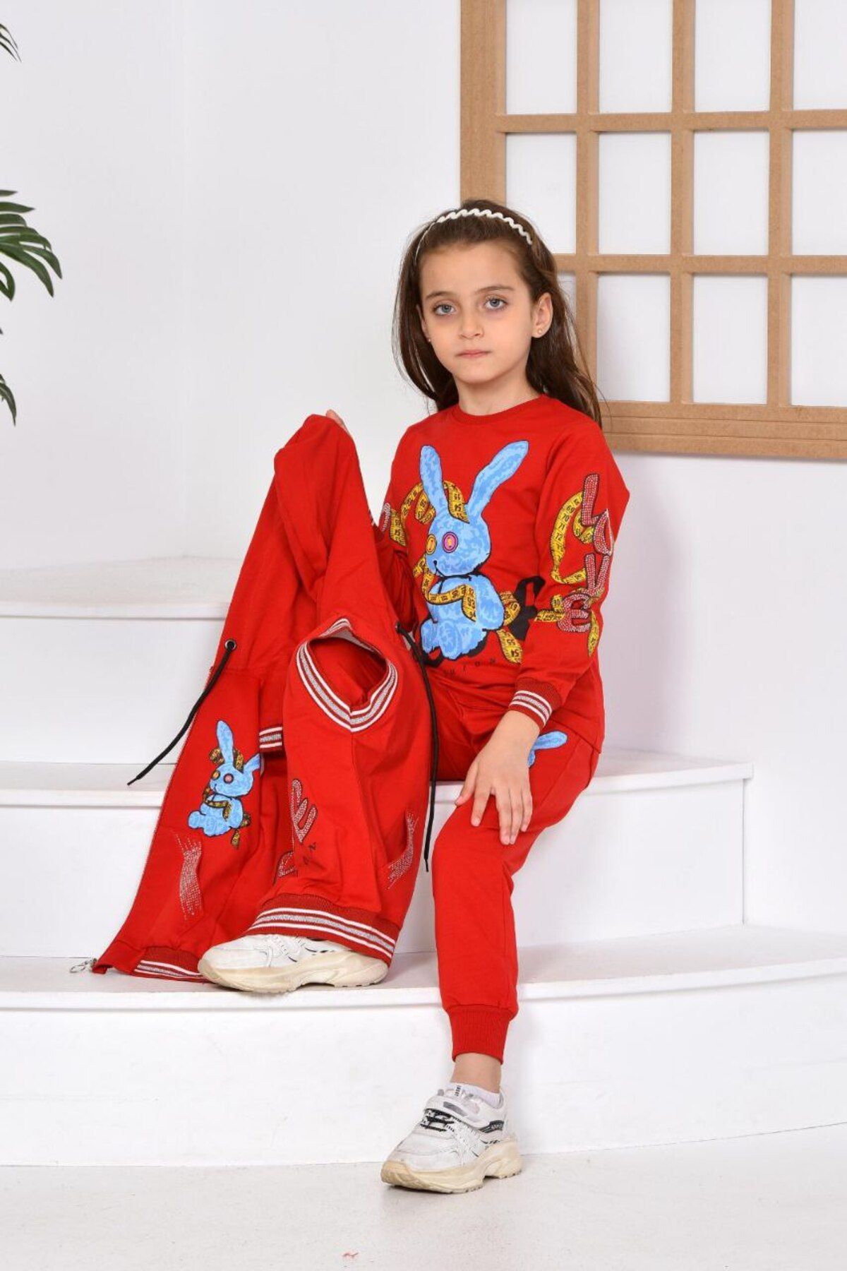 maramm-Three-Piece Two-Thread Red Girl's Tracksuit Set 4