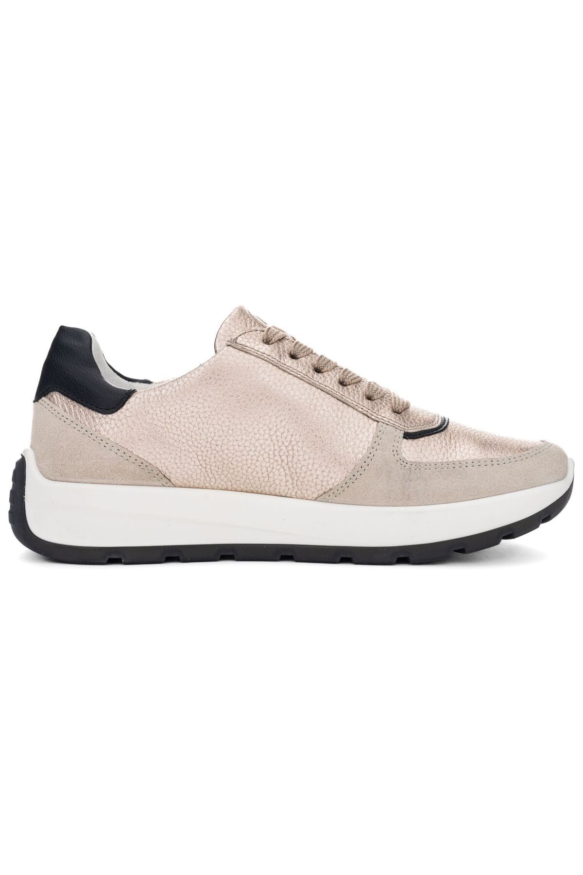ARA-Sneaker 7