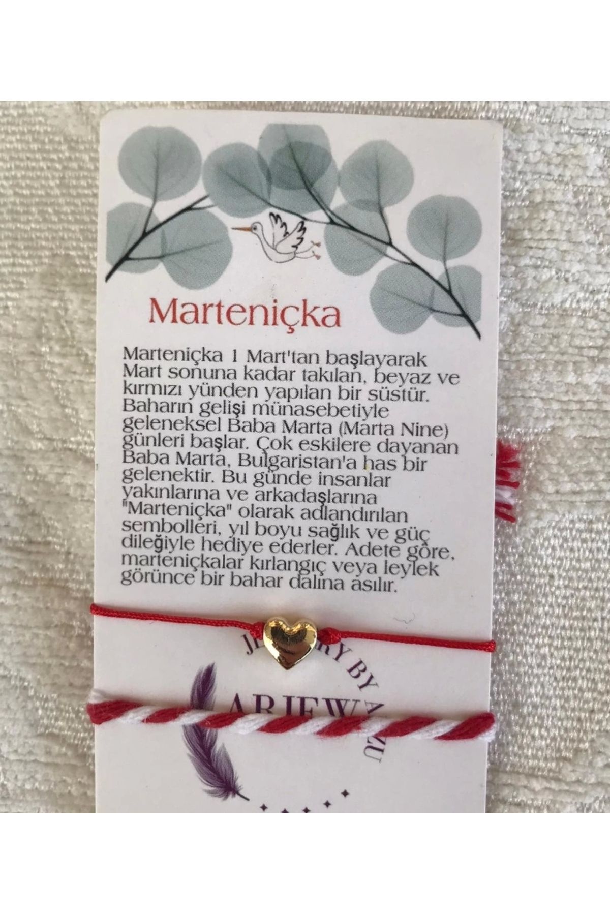 Arjew-Red Stringed Heart Bracelet and Martenish String Set (10 Pieces) 2